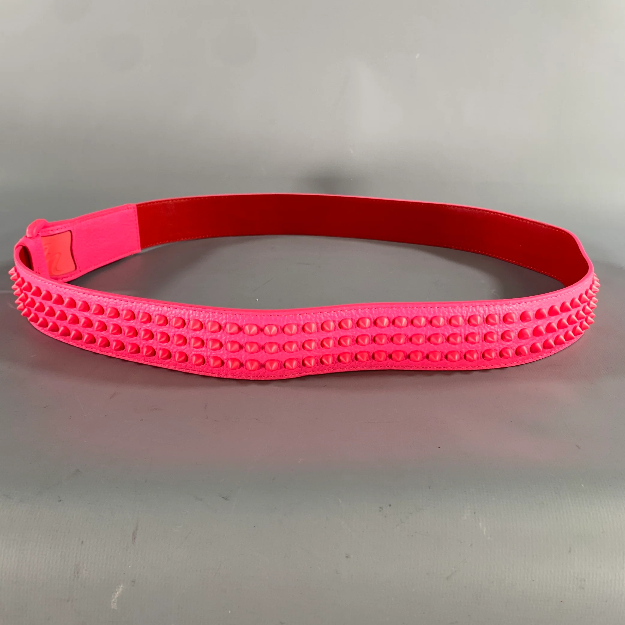 CHRISTIAN LOUBOUTIN Size 38 Pink Red Studded Leather Belt - Image 5