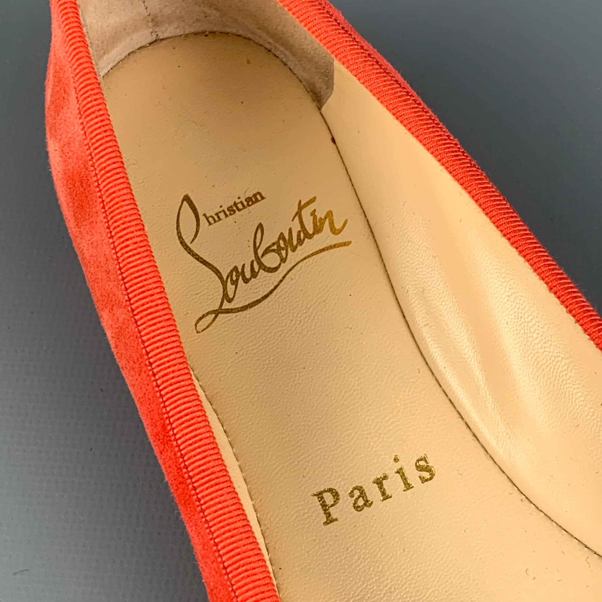 CHRISTIAN LOUBOUTIN Size 6.5 Coral Suede Ballet Flats - Image 6