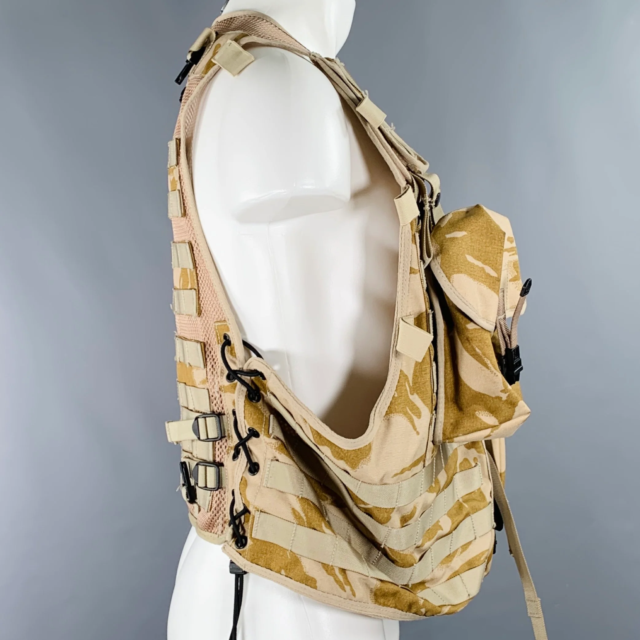 CHRISTOPHER RAEBURN Size M Beige Camel Camo Mesh Utility Vest - Image 3