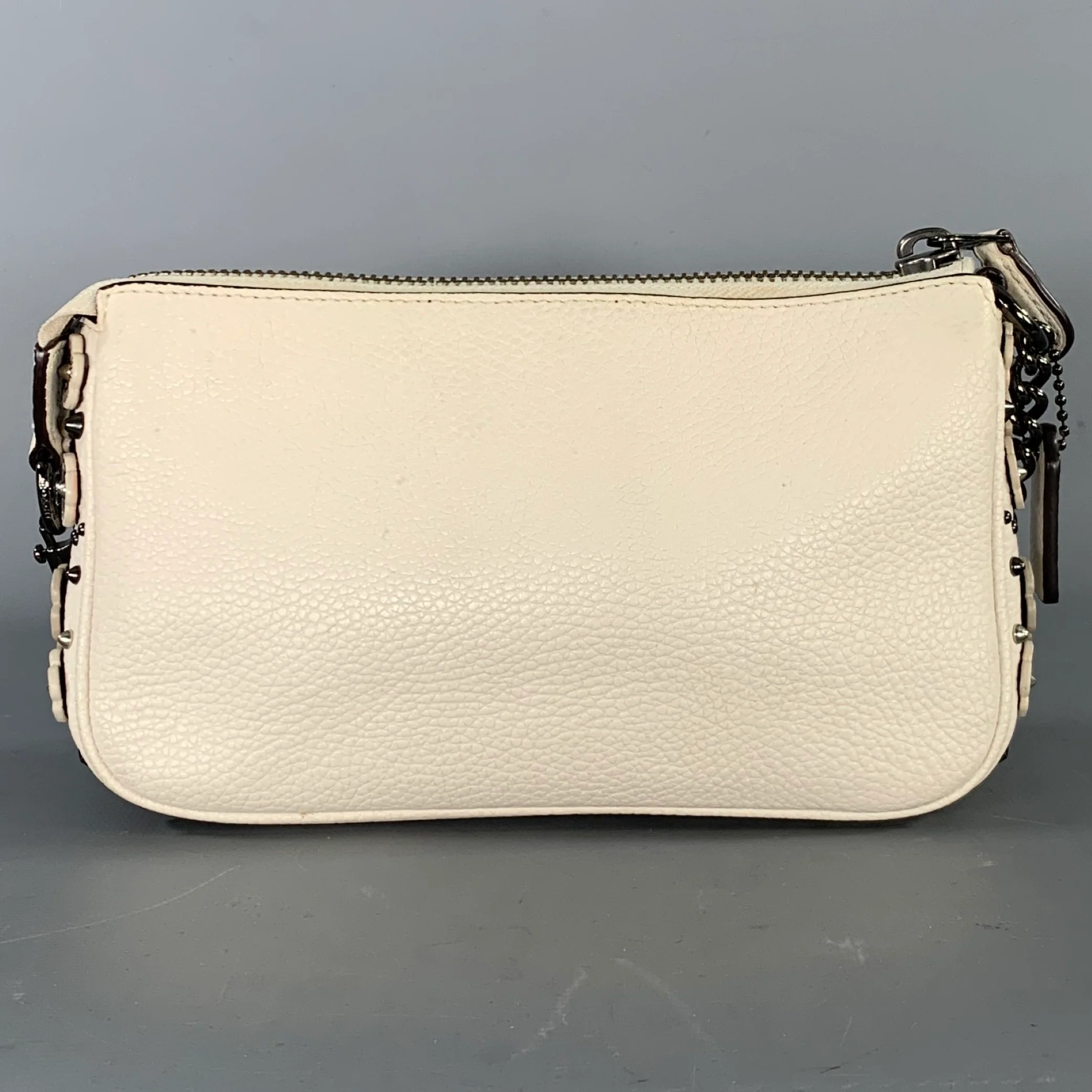 COACH Cream Gunmetal Pebble Grain Leather Handbag & Leather Goods - Image 3