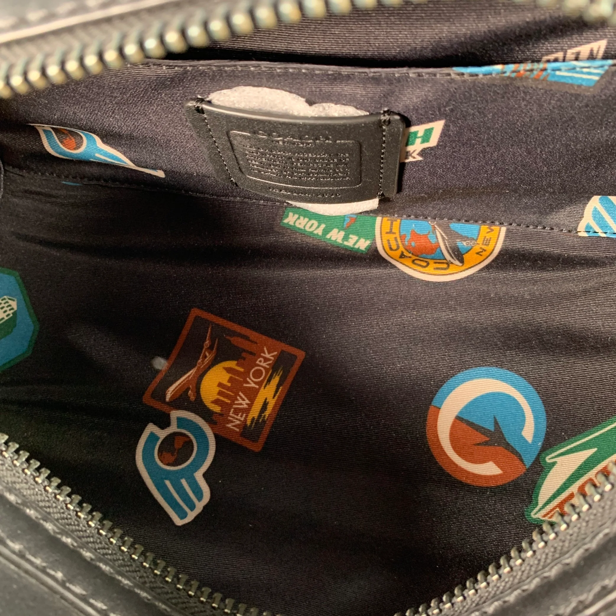 COACH One Size Black Leather Zip Toiletry Bag - Image 7