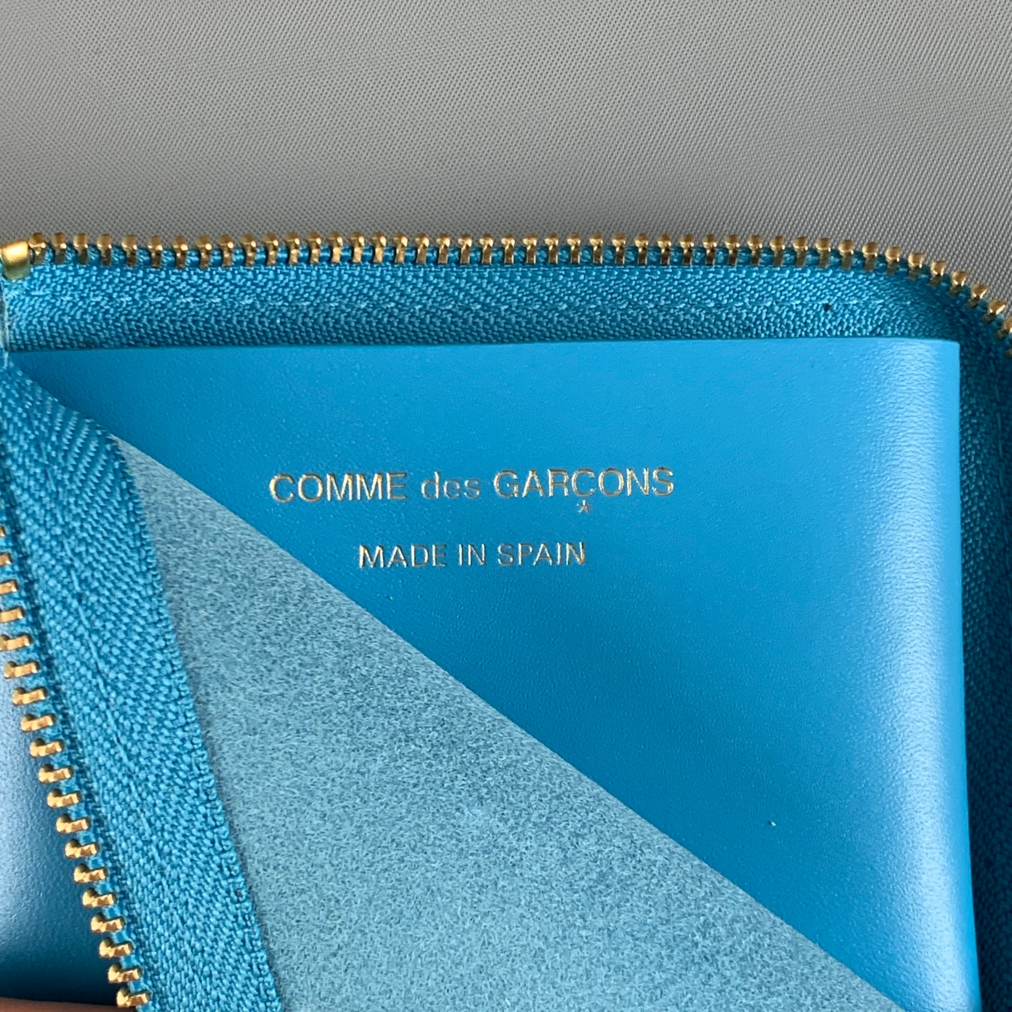 COMME des GARCONS Blue Solid Leather Wallet - Image 4