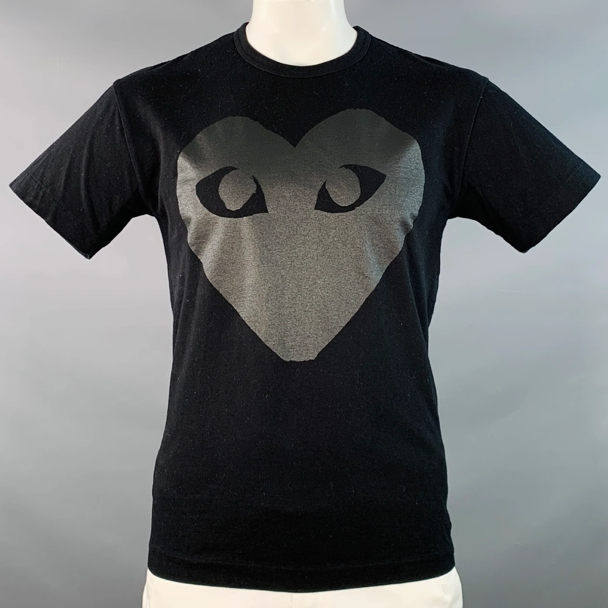 COMME des GARCONS PLAY Size XL Black Heart Logo Cotton Crew Neck T-shirt