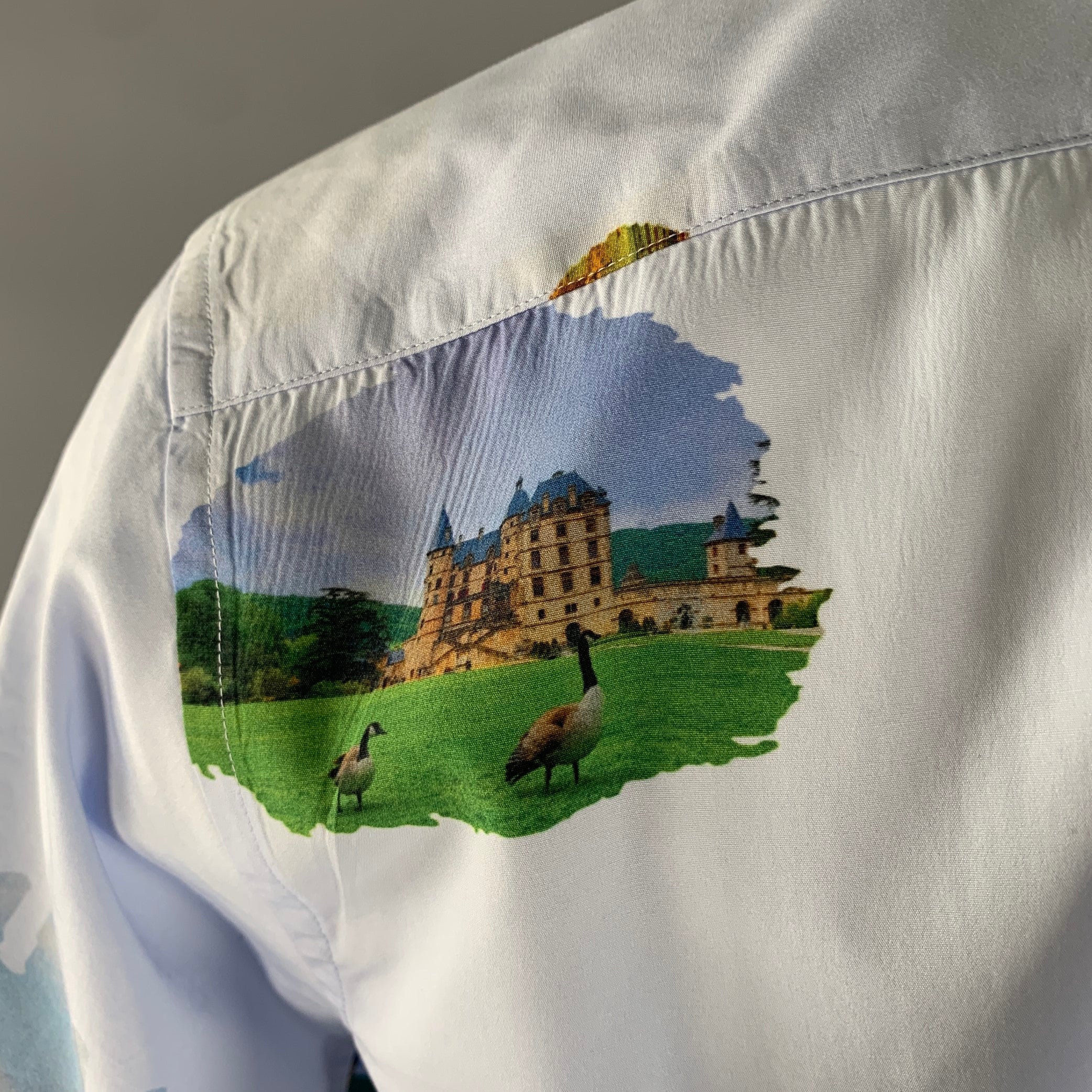 COMME des GARCONS Size XL Light Blue Photo Cotton Short Sleeve Shirt - Image 5
