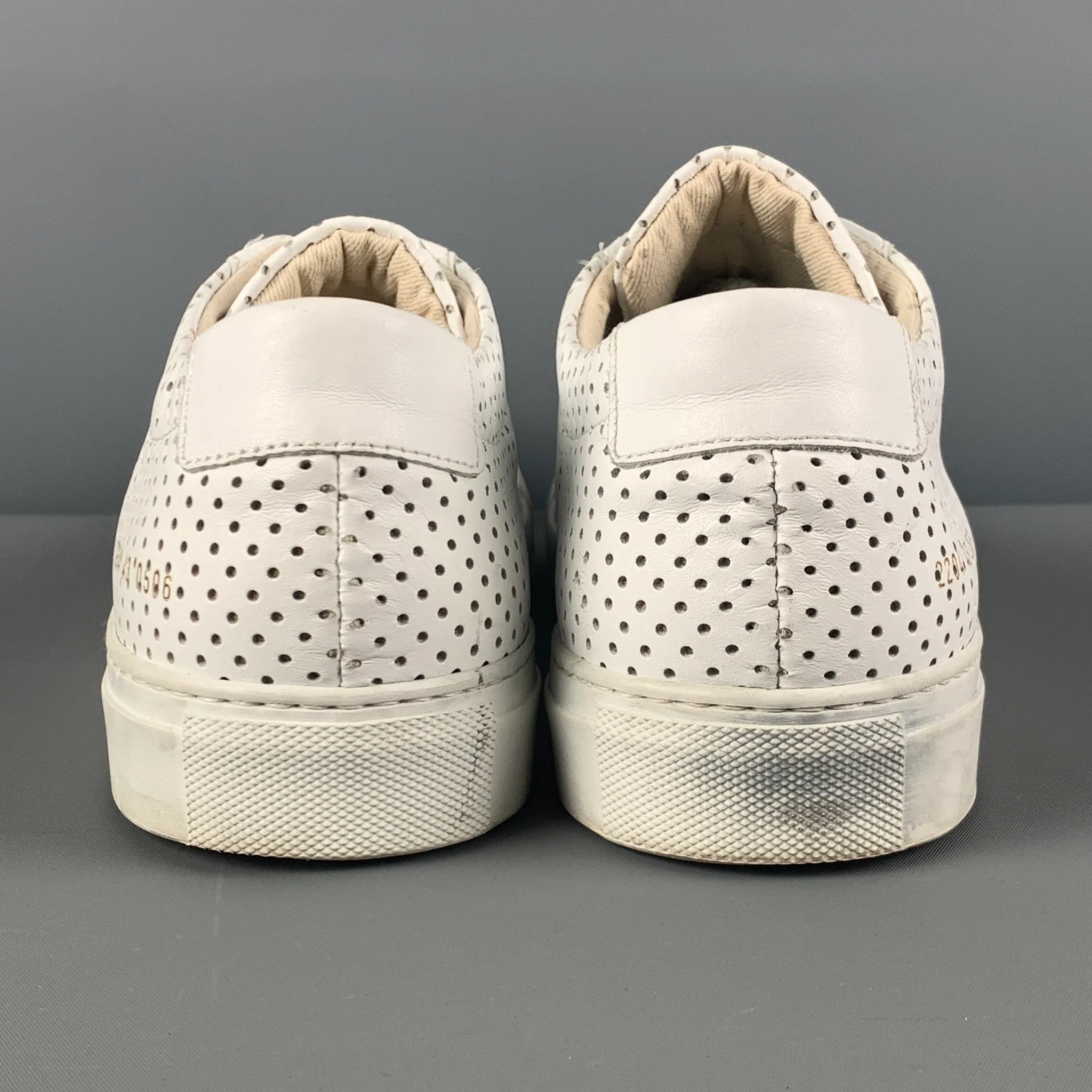 COMMON PROJECTS Size 10 White Perforated Leather Low Top Achilles Sneakers - Image 5