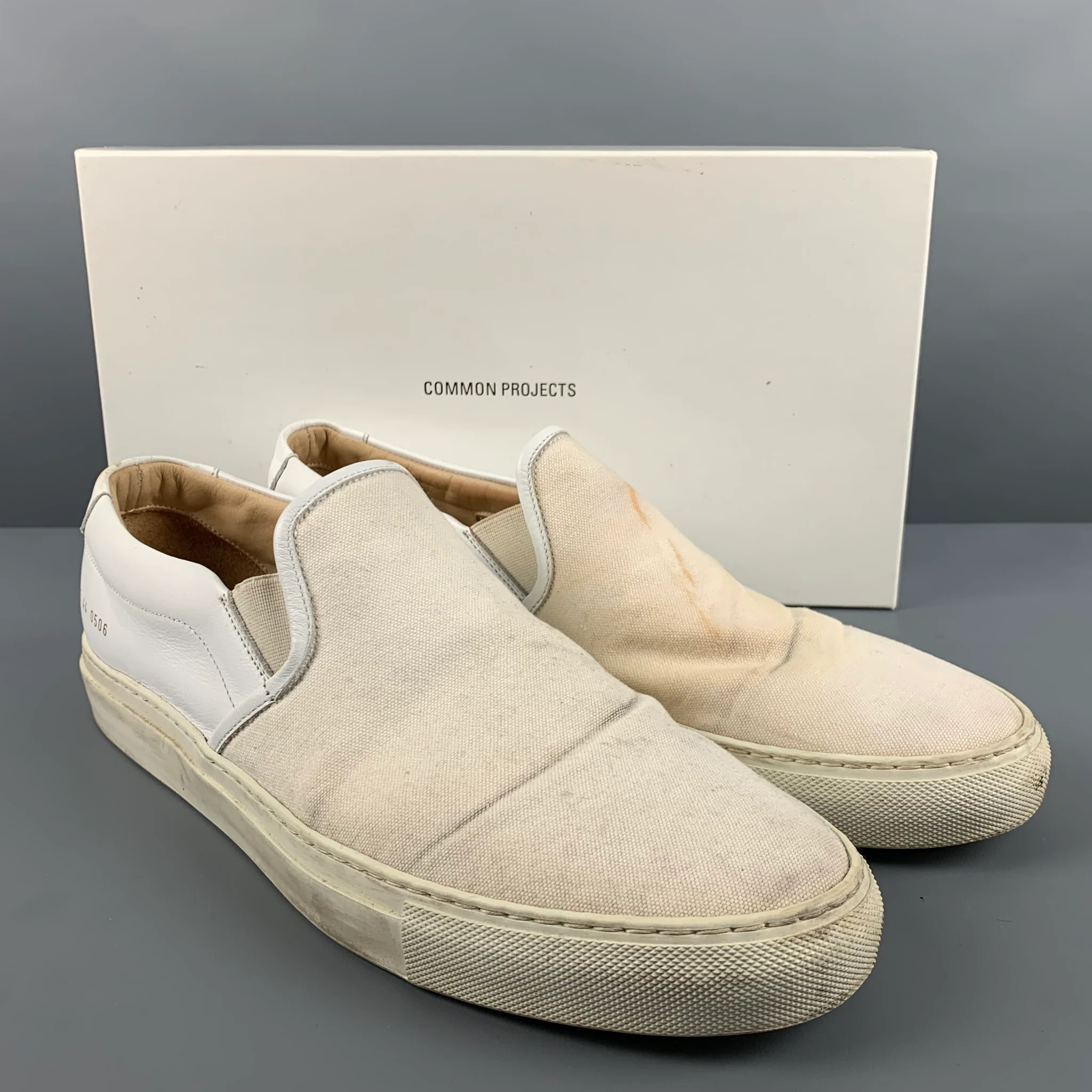 COMMON PROJECTS Size 11 White Solid Canvas Slip On Sneakers - Image 9