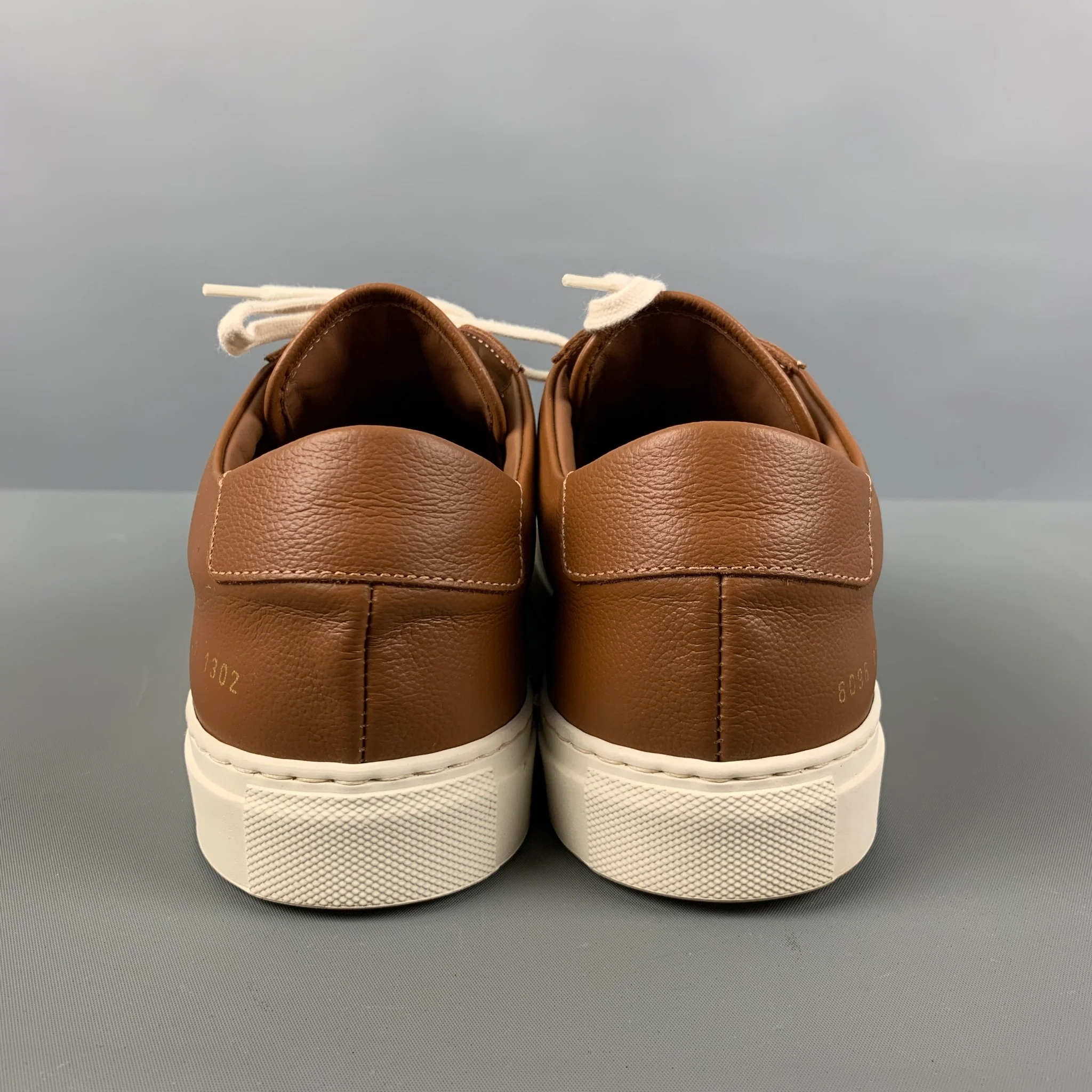 COMMON PROJECTS 'WOMAN by' Size 8 Tan Leather Low Top Sneakers - Image 3