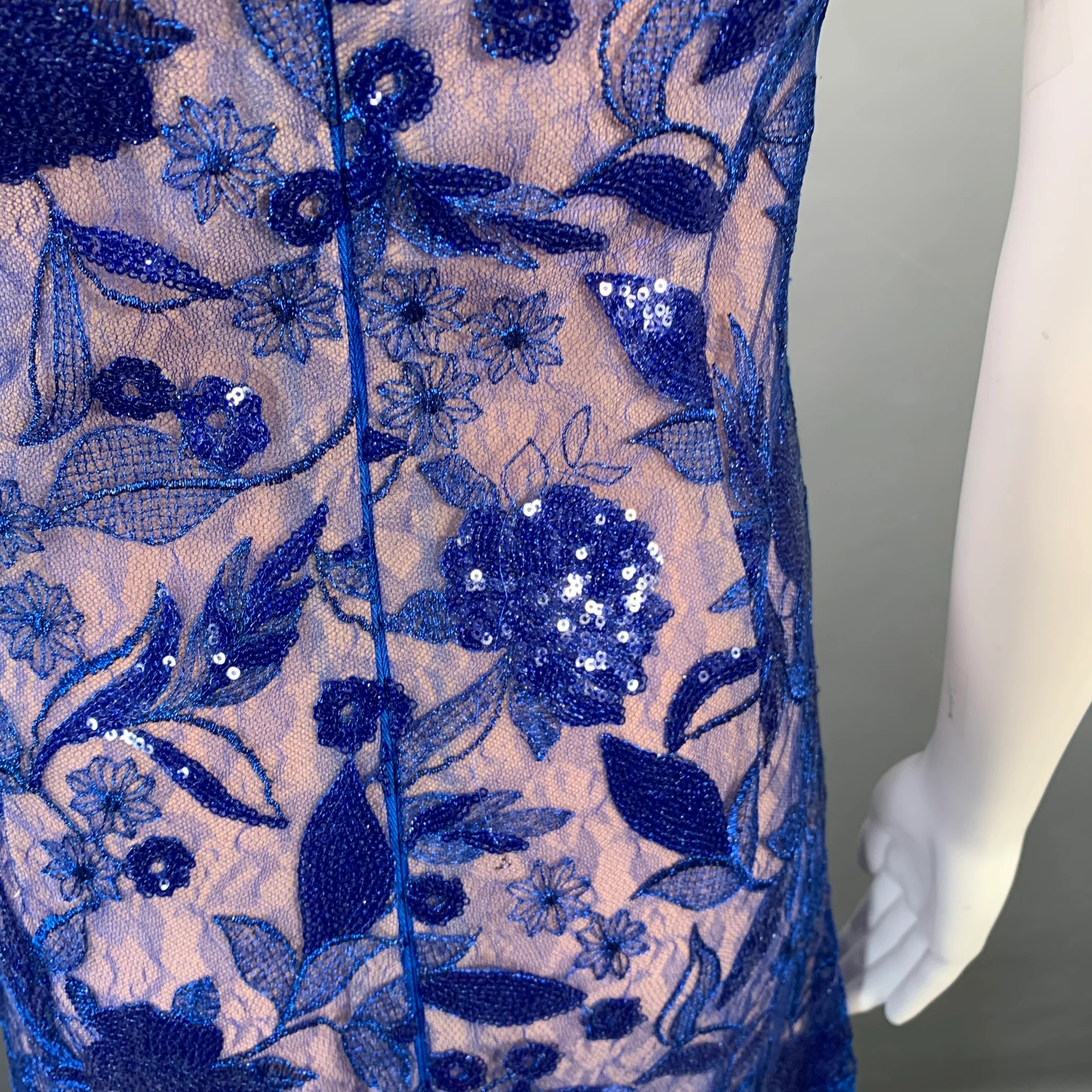 COSTARELLOS Size 4 Blue Nude Lace Sequined Short Sleeve Midi Cocktail Dress - Image 5