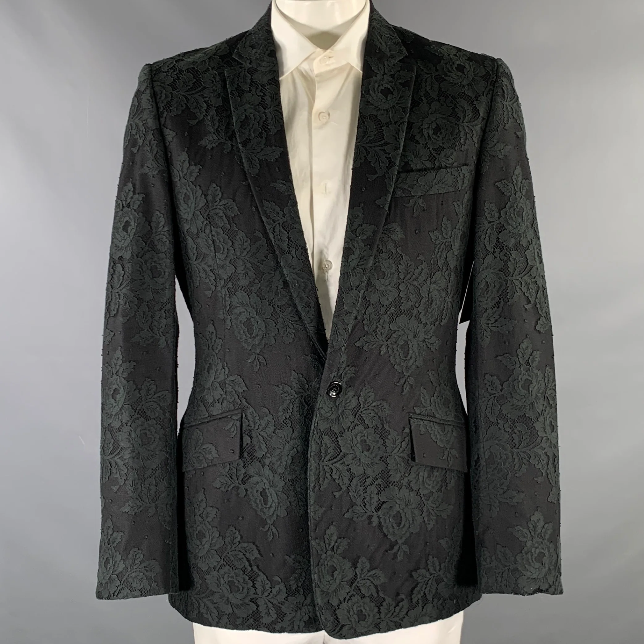 D&G by DOLCE & GABBANA Size 44 Black Lace Notch Lapel Sport Coat
