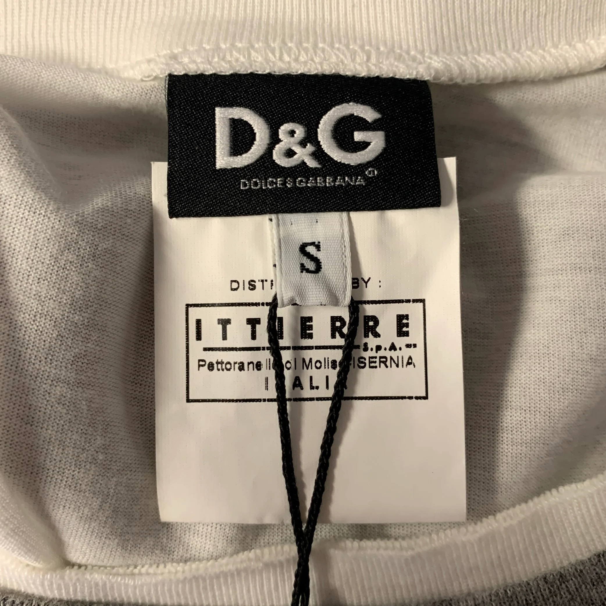 D&G by DOLCE & GABBANA Size S Grey Navy Red Graphic Cotton Blend T-shirt - Image 6