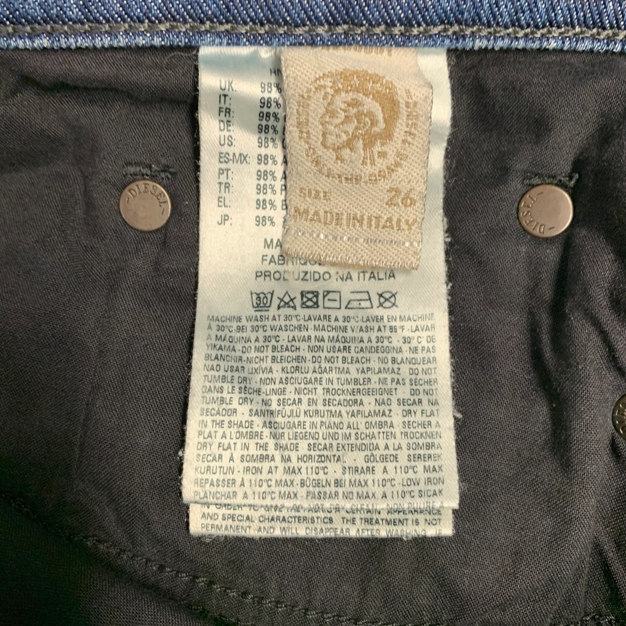 DIESEL FW16 Size 26 Tepphar Blue Distressed Cotton Blend Tapered Slim Jeans - Image 9