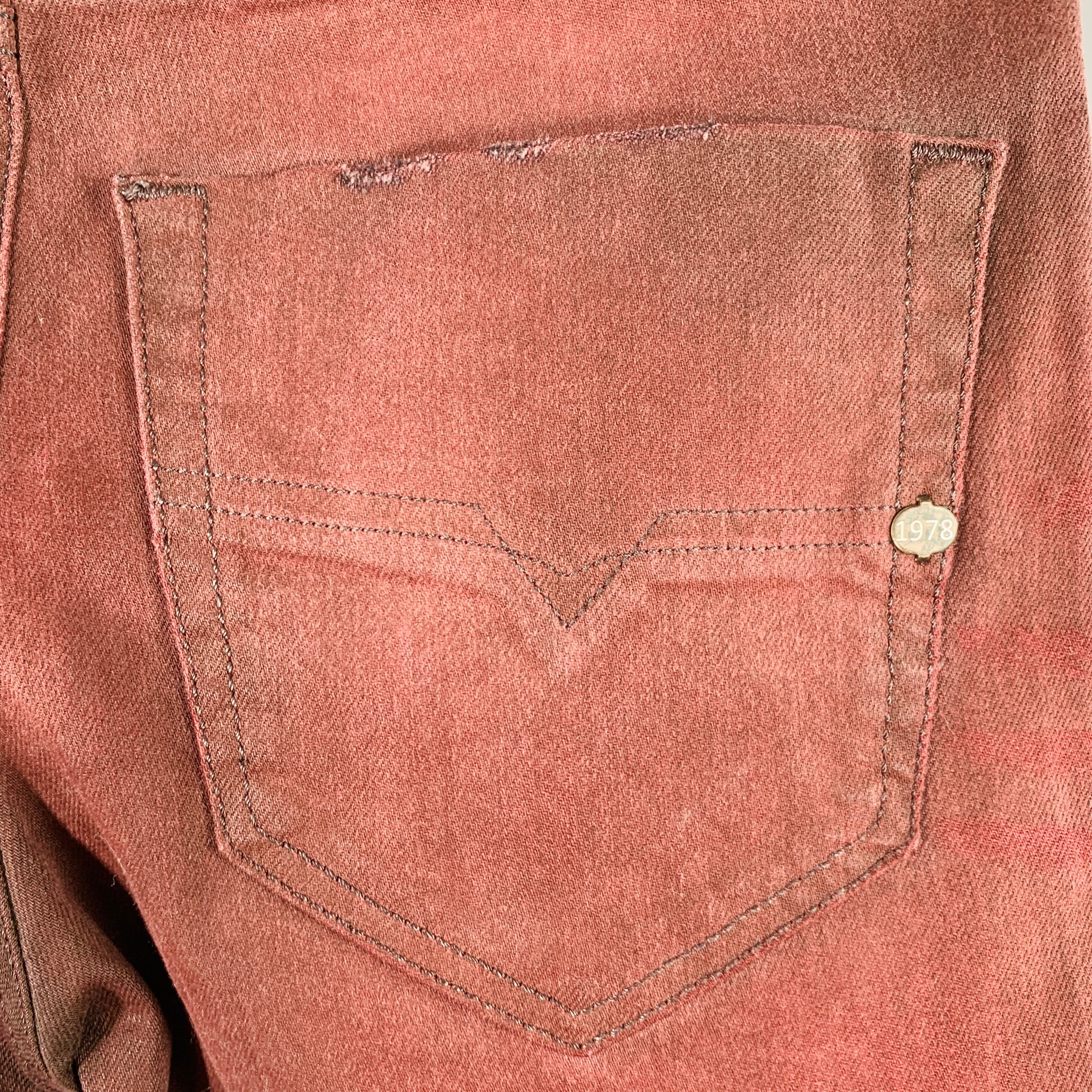 DIESEL Size 27 Tepphar Red Cotton Blend Carrot Tapered Slim Distressed Jeans - Image 5