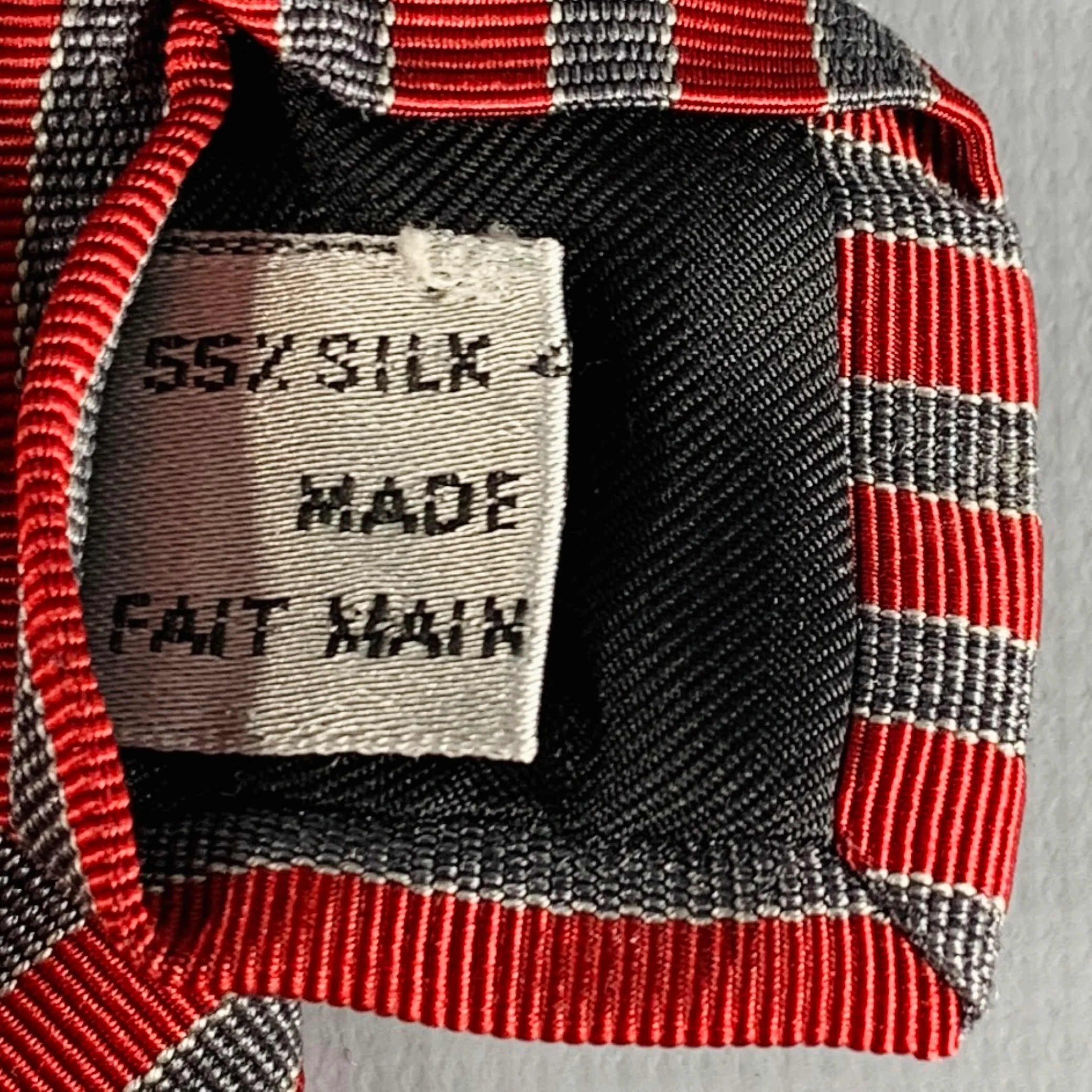 DIOR HOMME Burgundy Grey Diagonal Stripe Silk Cotton Tie - Image 4