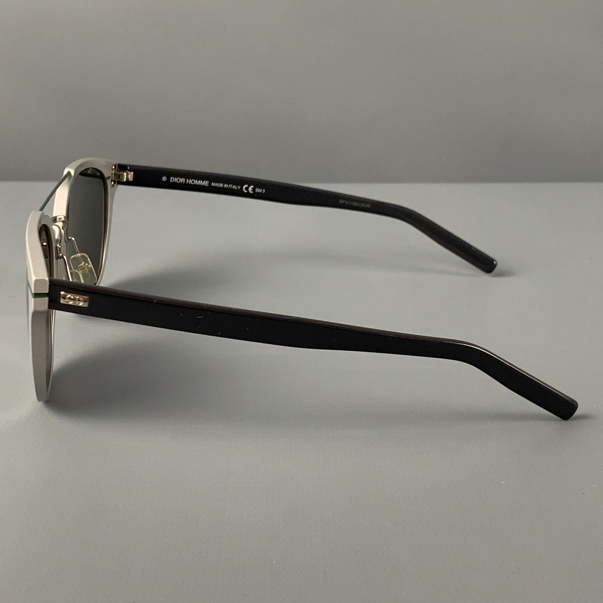 DIOR HOMME Grey Black Mixed Materials Acetate Metal Sunglasses - Image 4