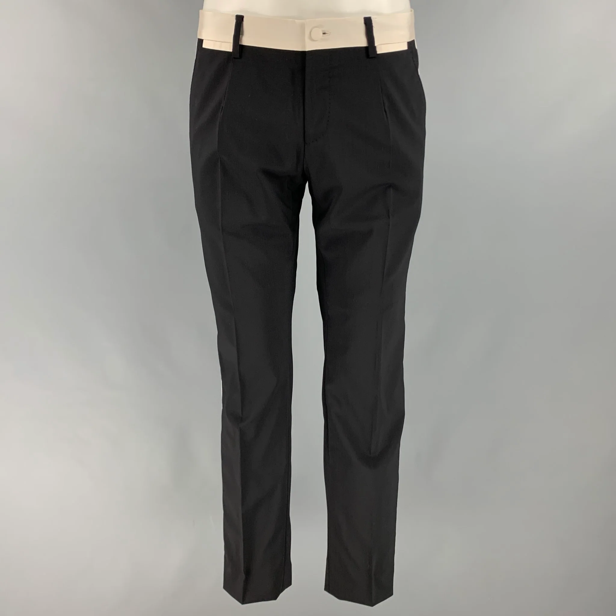 DOLCE & GABBANA Chest Size 38 Black White Solid Wool Blend Peak Lapel Suit - Image 5