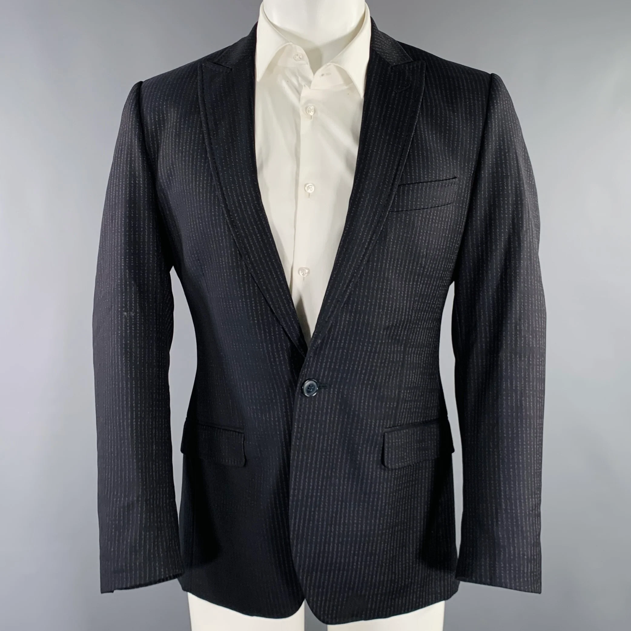 DOLCE & GABBANA Size 36 Navy Stripe Virgin Wool Sport Coat