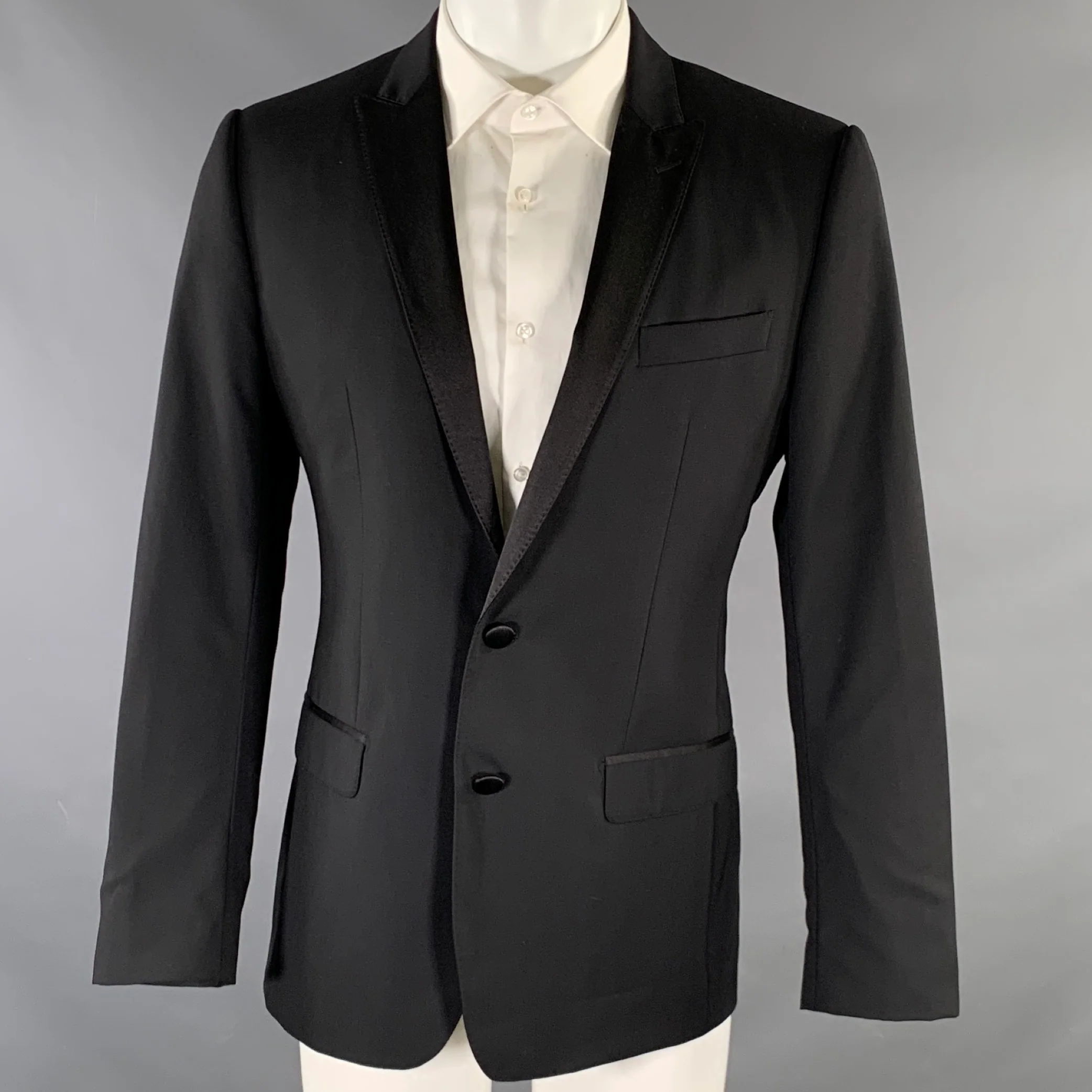 DOLCE & GABBANA Size 38 Long Black Wool Blend Tuxedo Sport Coat