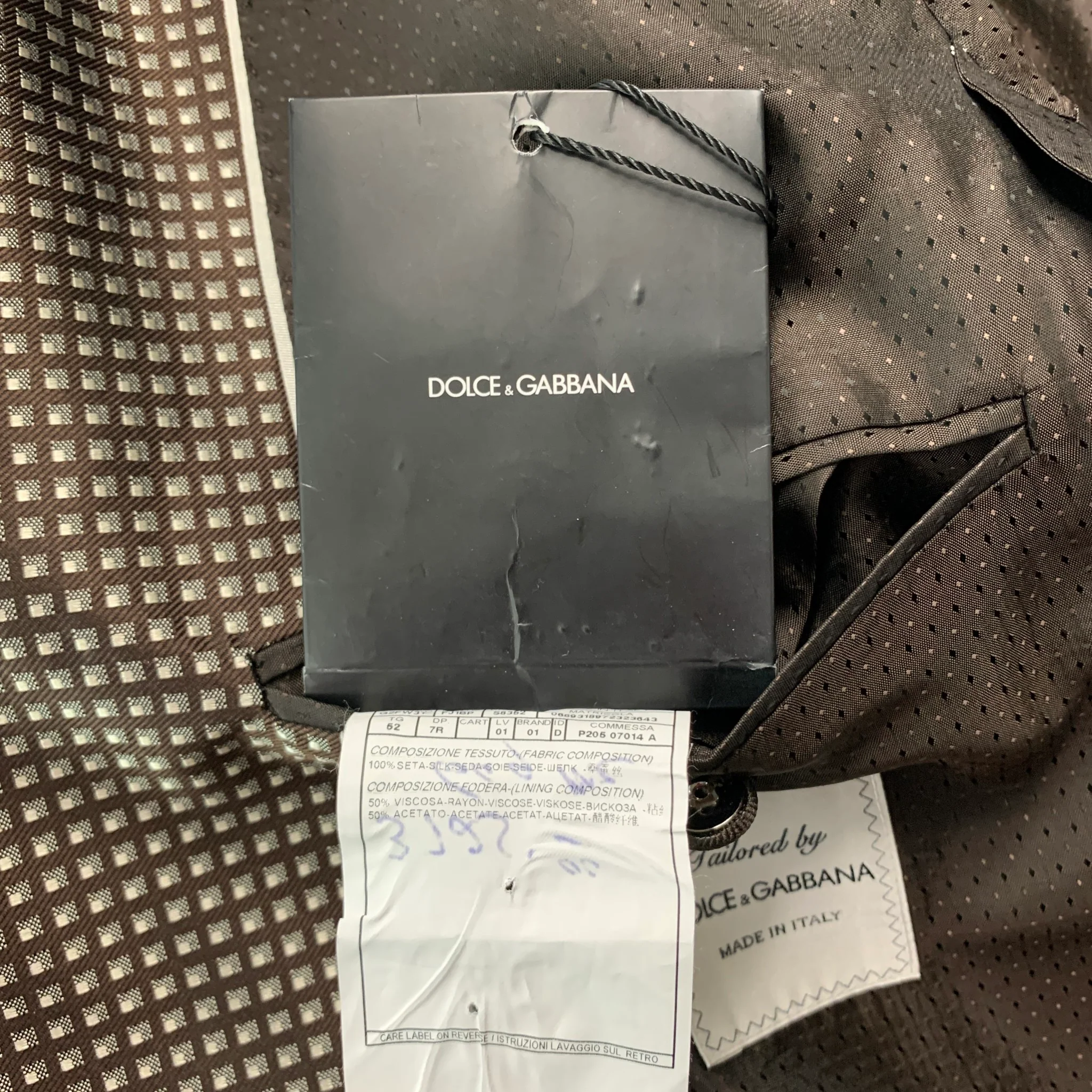 DOLCE & GABBANA Size 42 Brown Beige Squares Silk Notch Lapel Sport Coat - Image 6