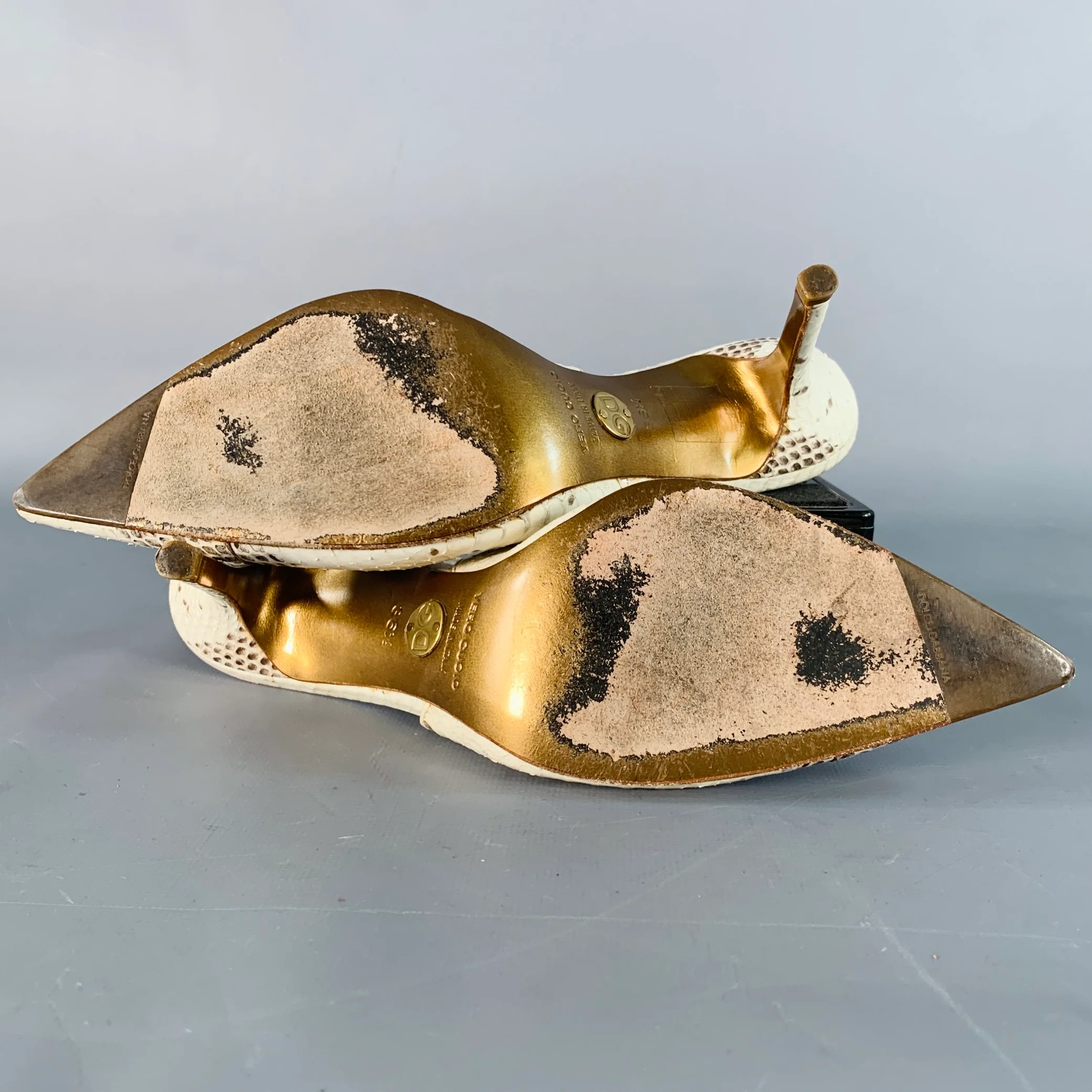 DOLCE & GABBANA Size 6.5 Beige Brown Snakeskin Leather Slingback Pumps - Image 6