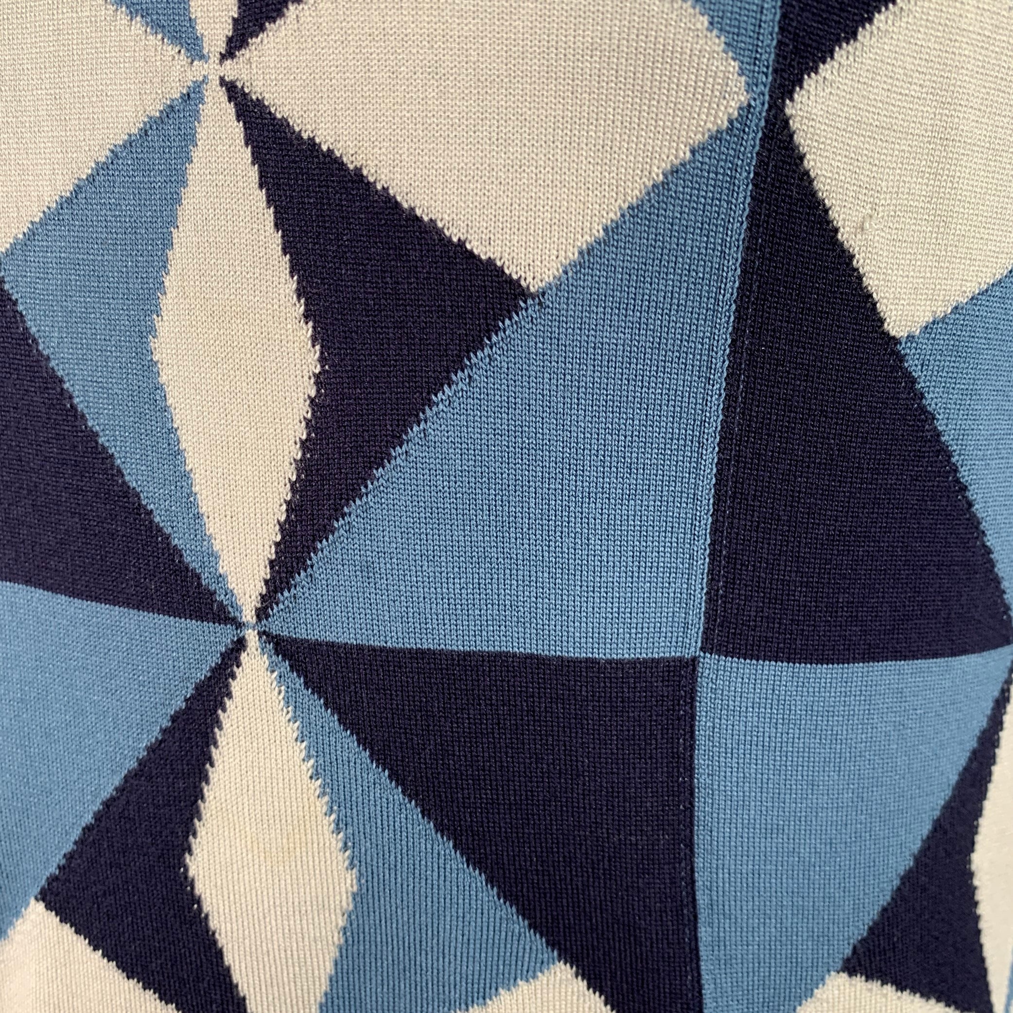 DOLCE & GABBANA Size L Blue White Graphic Geometric Silk Short Sleeve Polo - Image 5