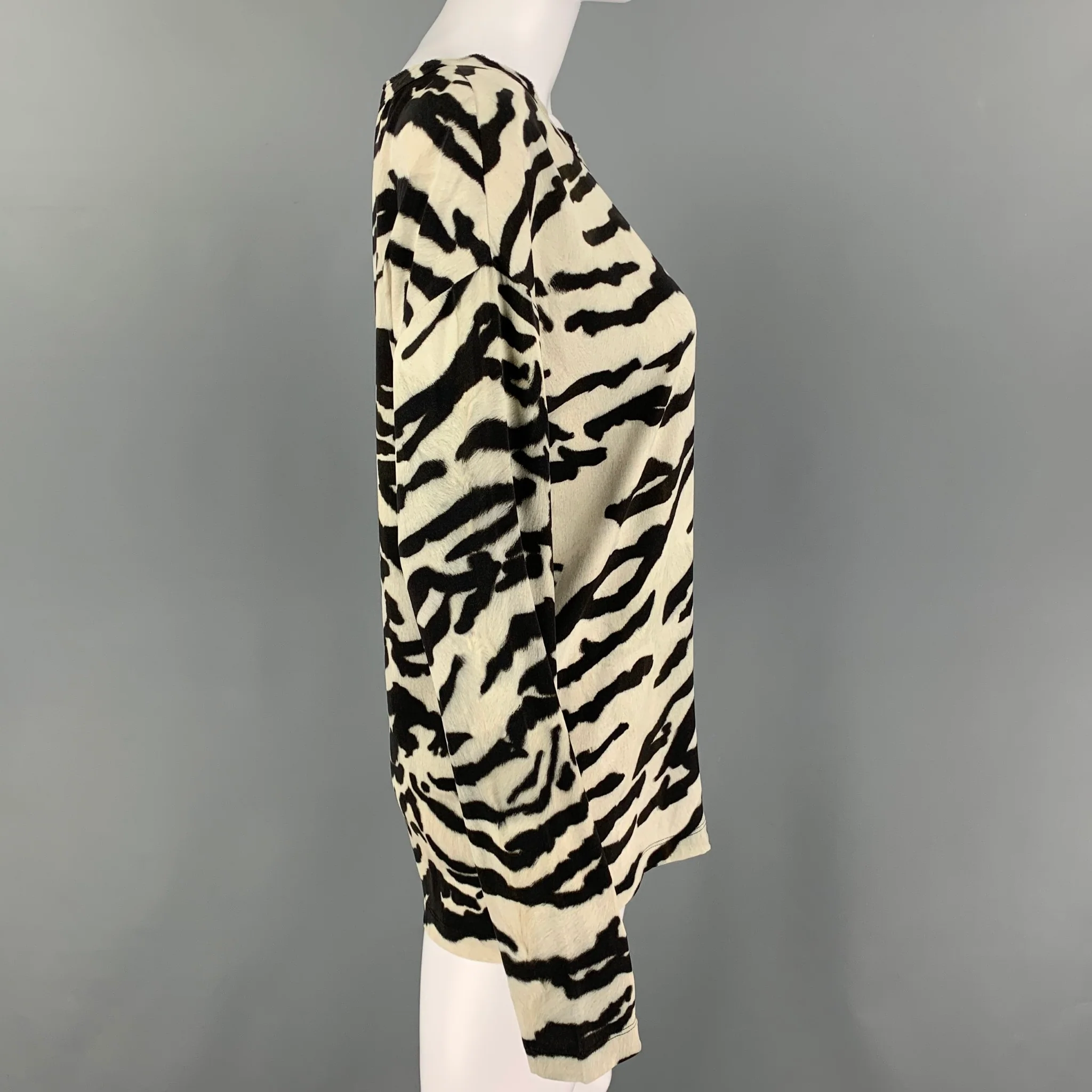 DOLCE & GABBANA Size M Black White Silk Animal Print Casual Top - Image 2