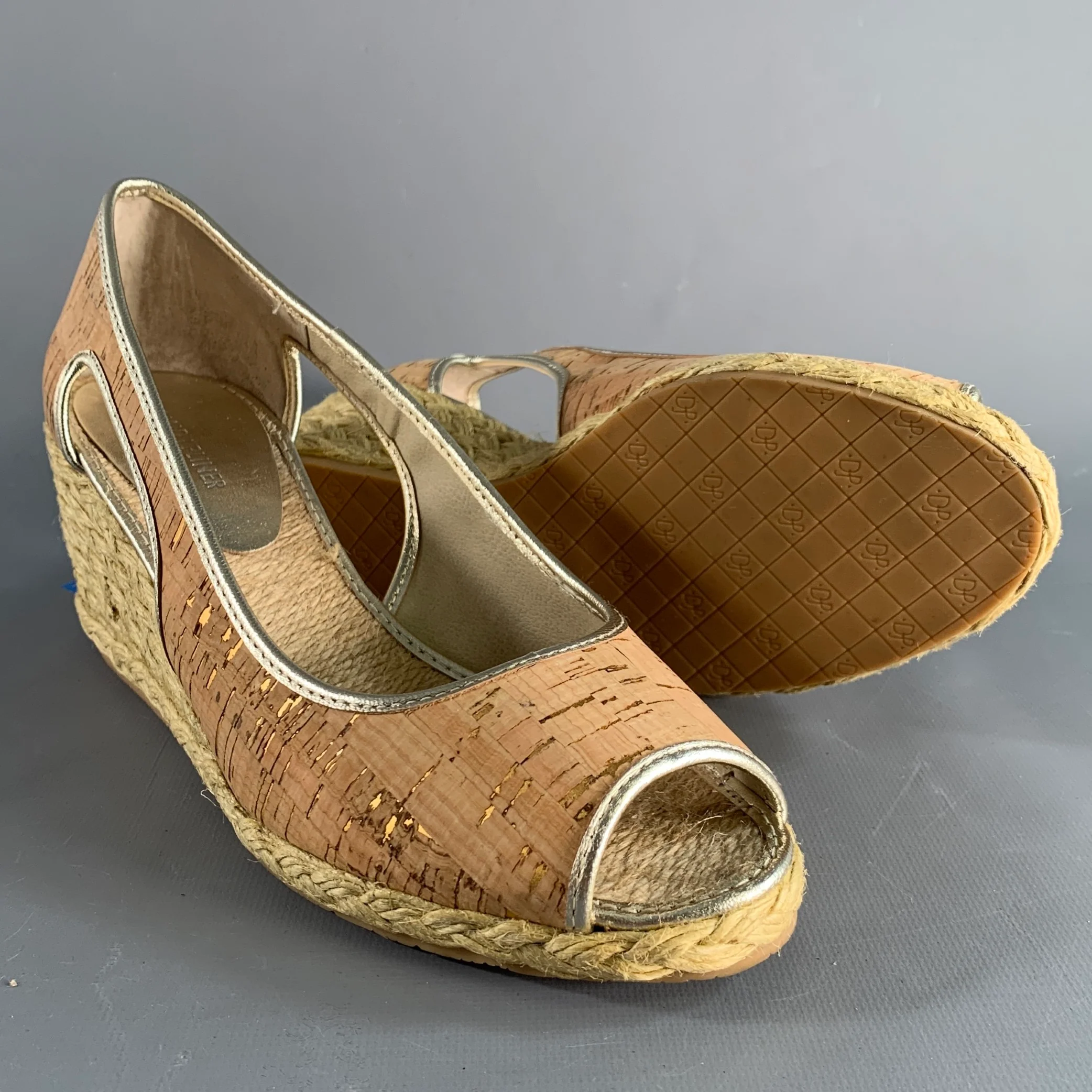 DONALD J PLINER Size 9 Gold Natural Espadrille Pumps - Image 5