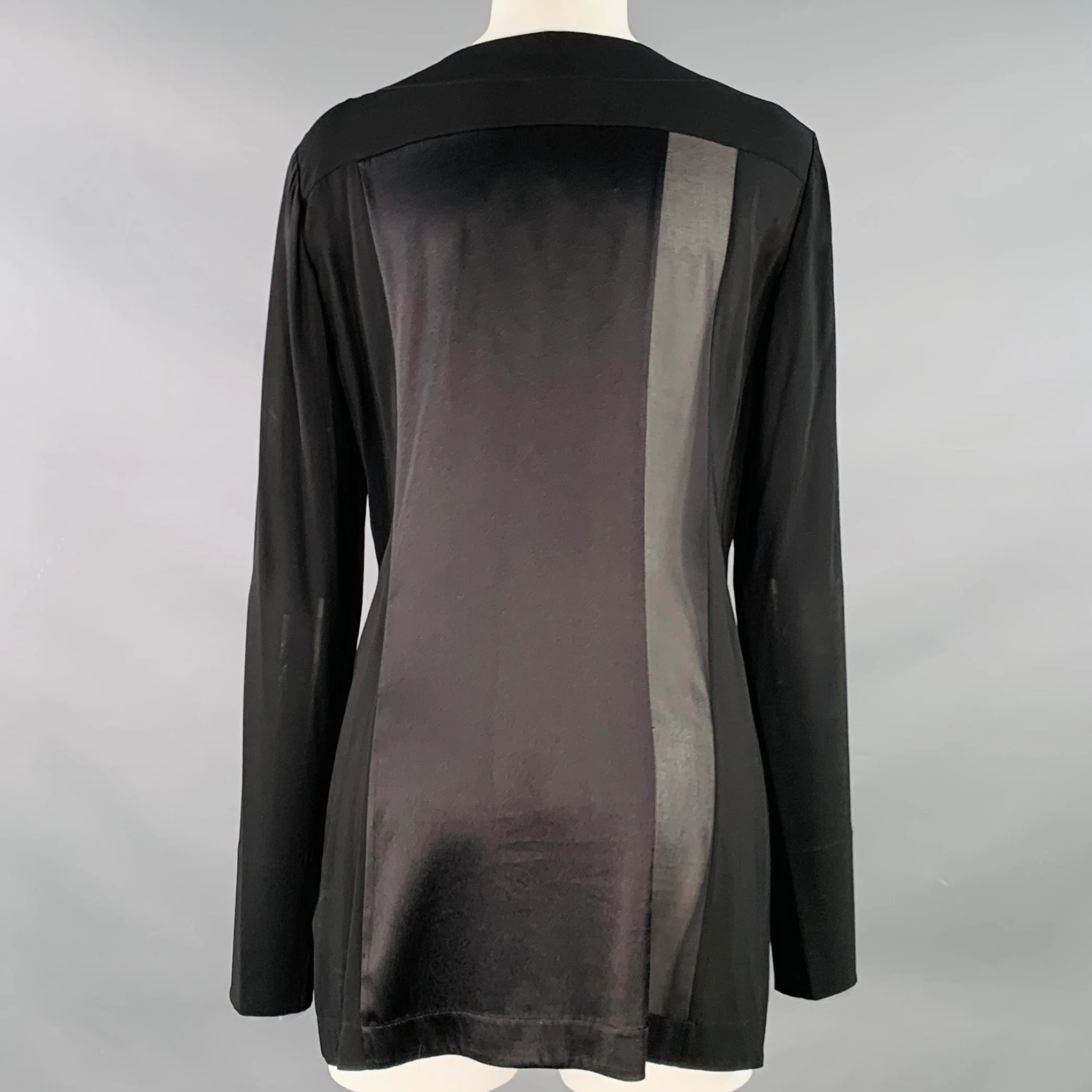 DONNA KARAN Size 8 Black Cream Viscose Blend Mixed Materials Hidden Buttons Blouse - Image 3