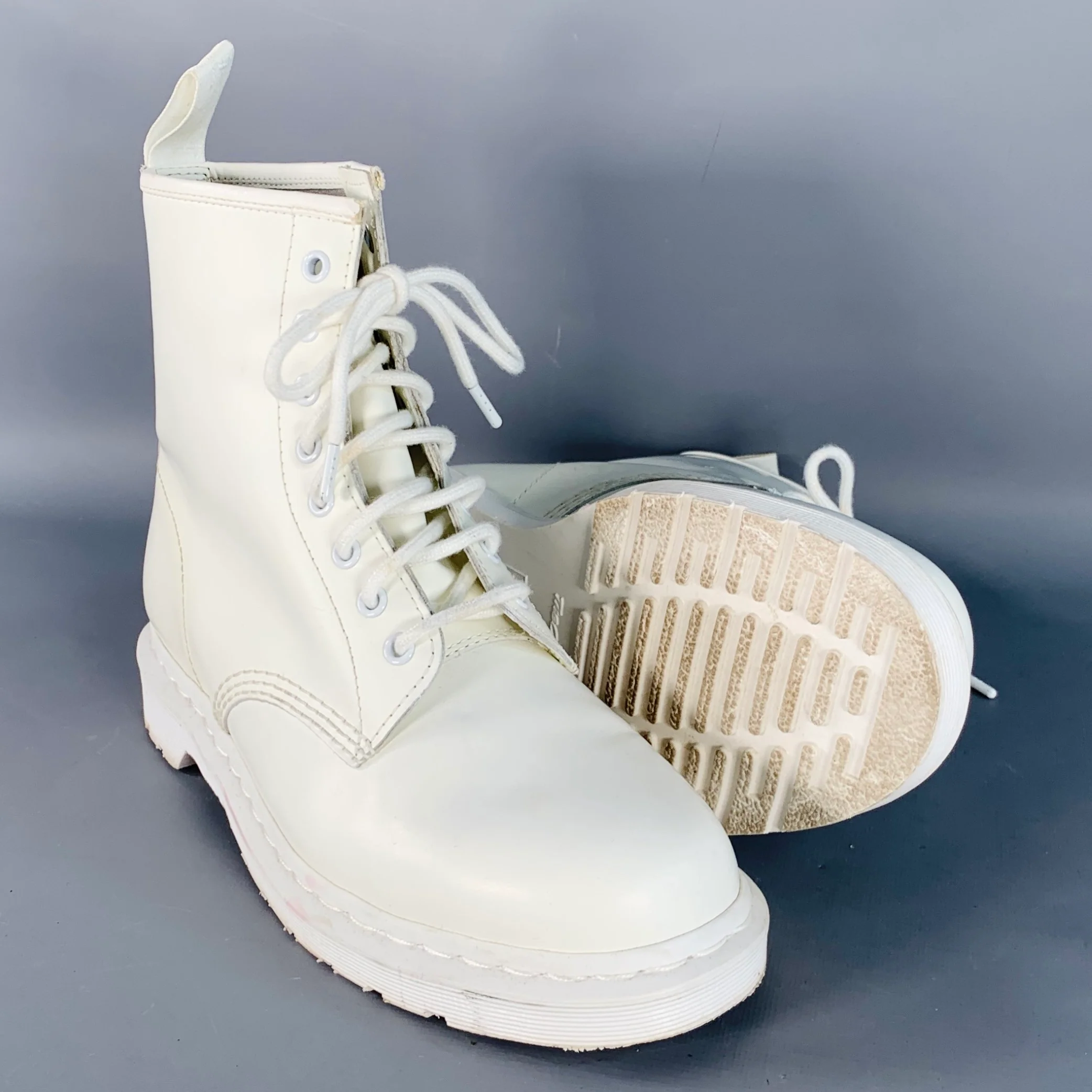DR. MARTENS Size 10 White Leather Lace-Up Combat Boots - Image 5