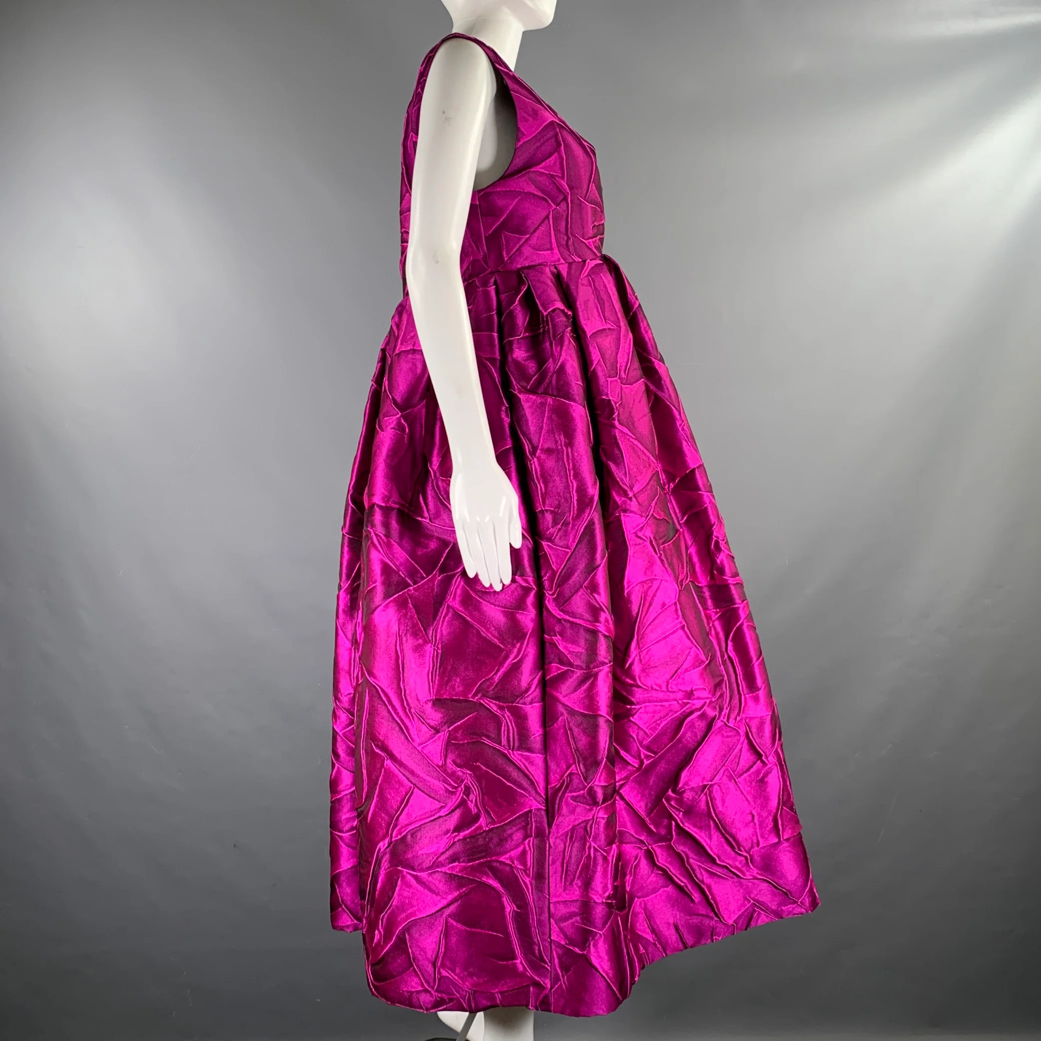DRIES VAN NOTEN Size 6 Fuchsia Jacquard Crushed Mid  Dress - Image 3