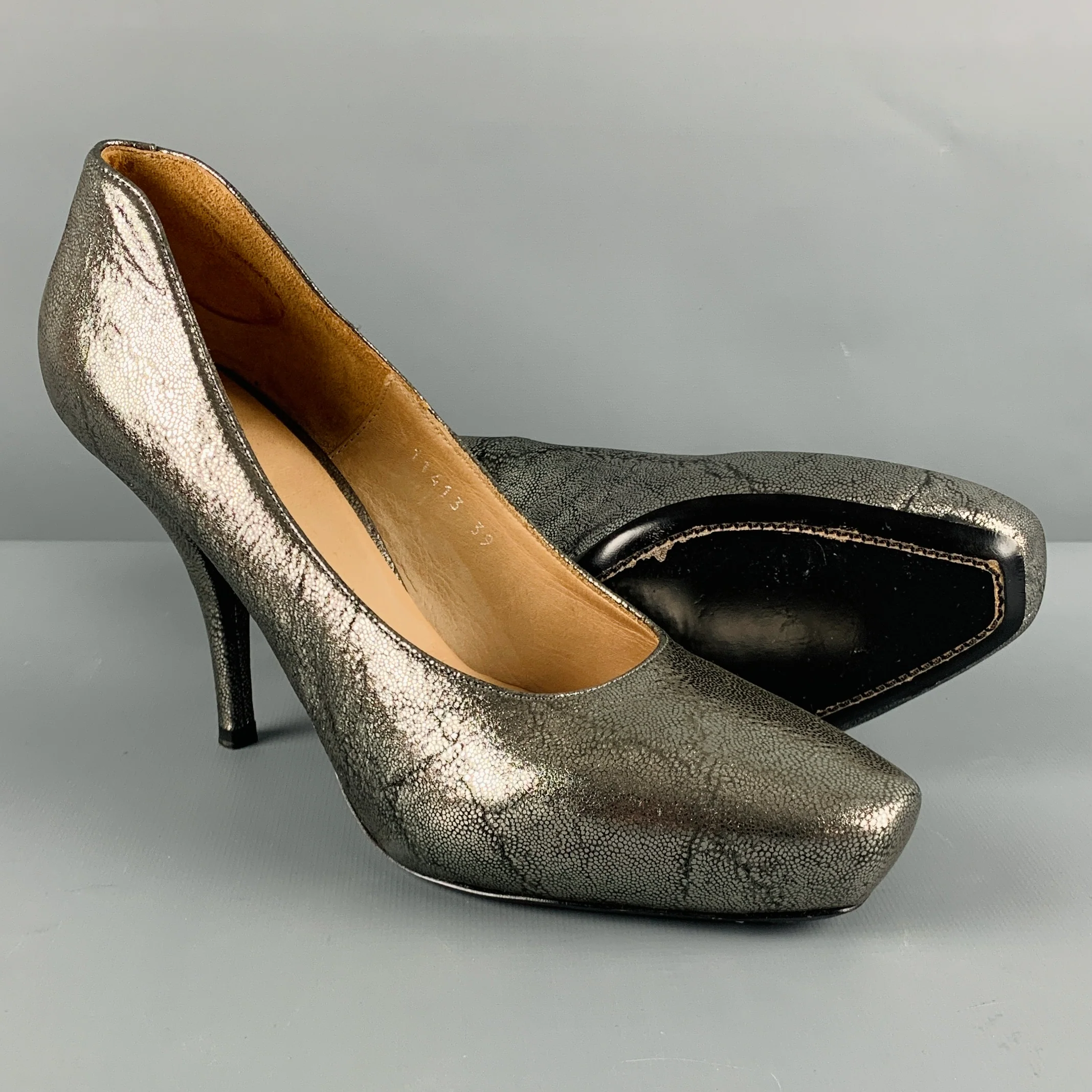 DRIES VAN NOTEN Size 9 Silver Leather Platform Pumps - Image 5