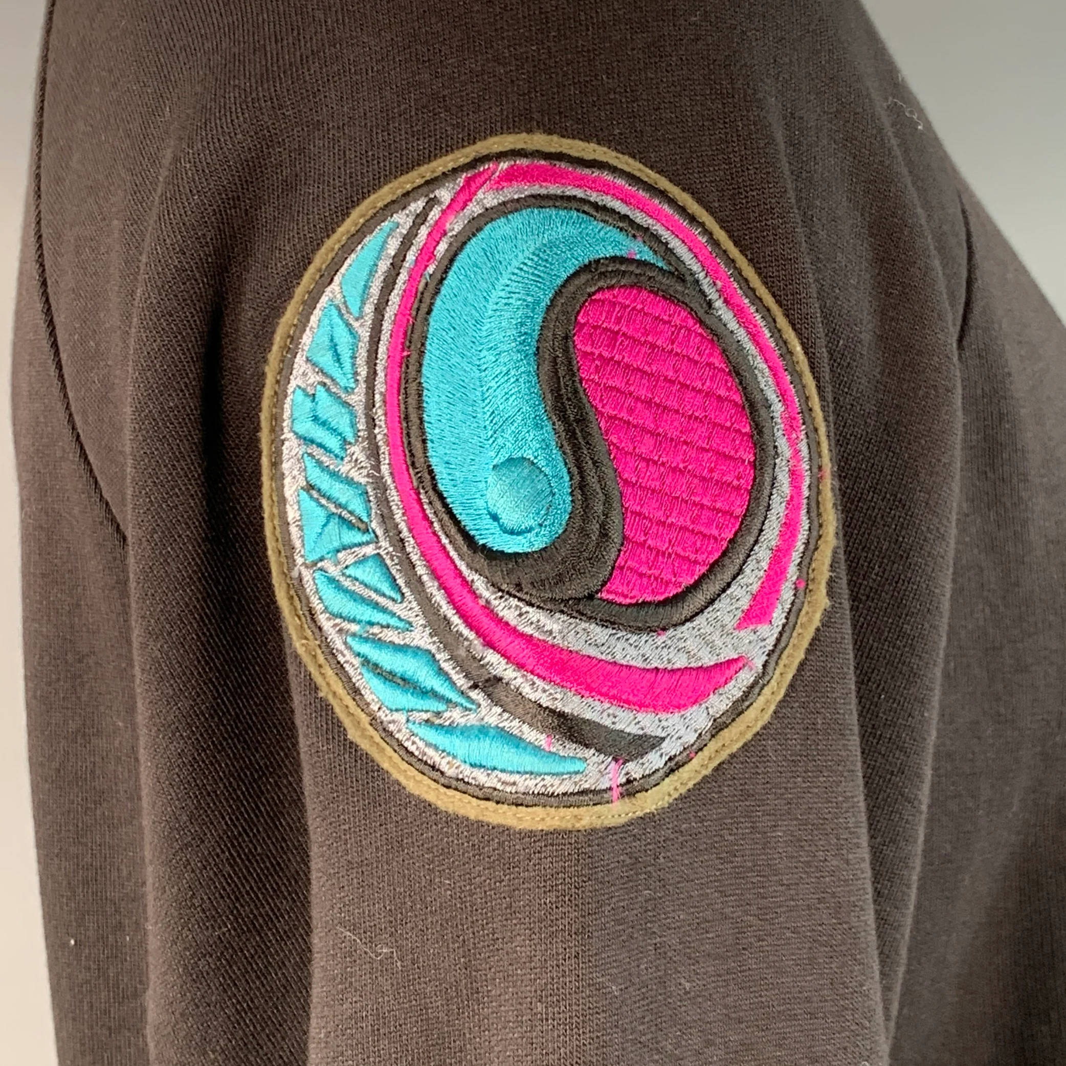 DRIES VAN NOTEN Size L Black Turquoise Applique Cotton Crew Neck Sweatshirt - Image 3
