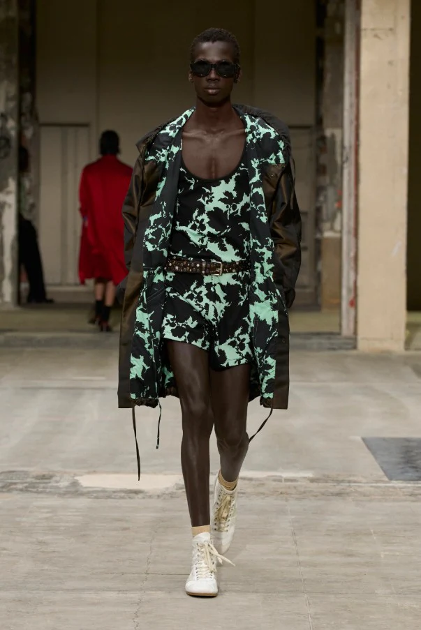 DRIES VAN NOTEN x LINDA FARROW SS26 Brown Acetate Round Sunglasses - Image 2