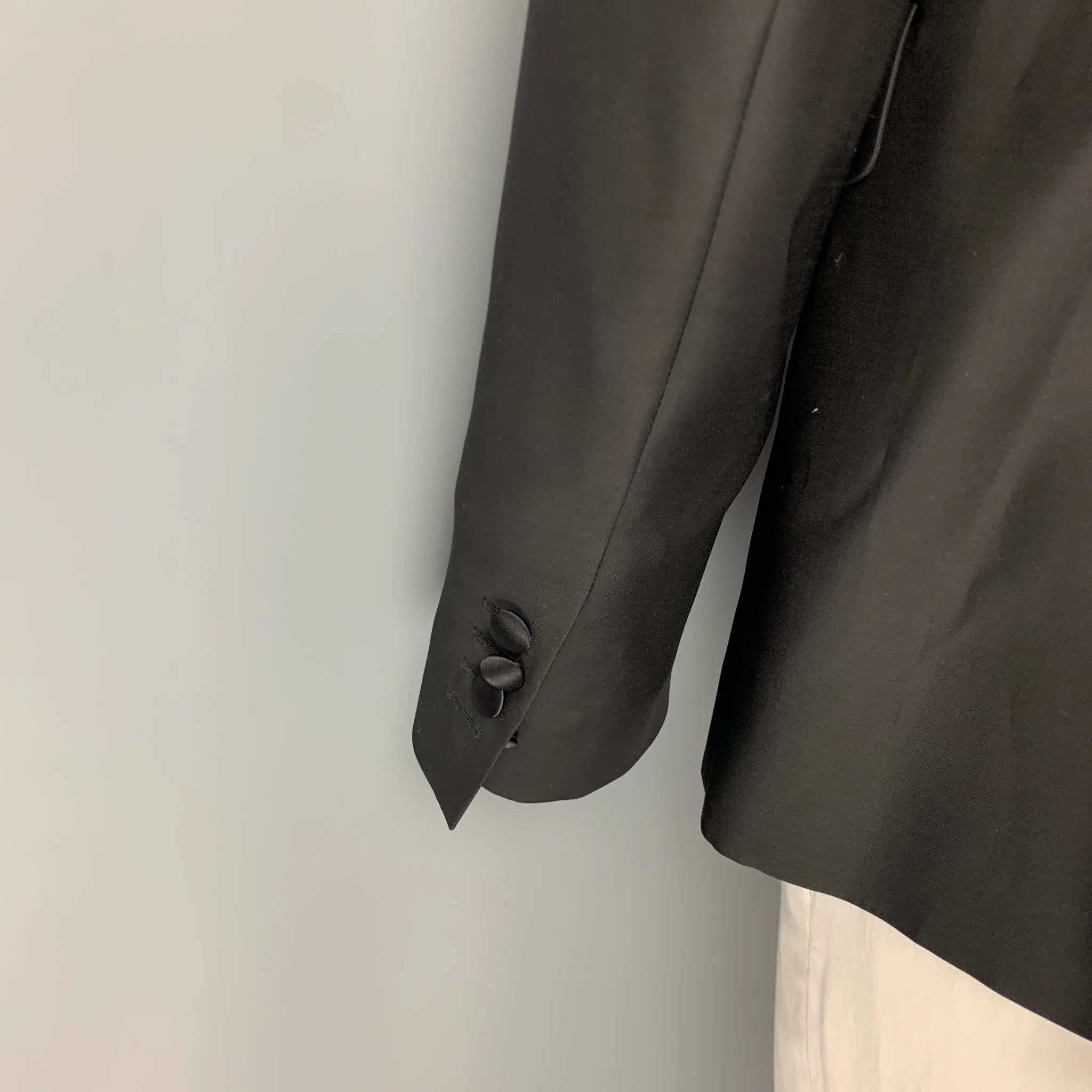 DSQUARED2 Size 42 Black Wool Silk Peak Lapel Sport Coat - Image 4