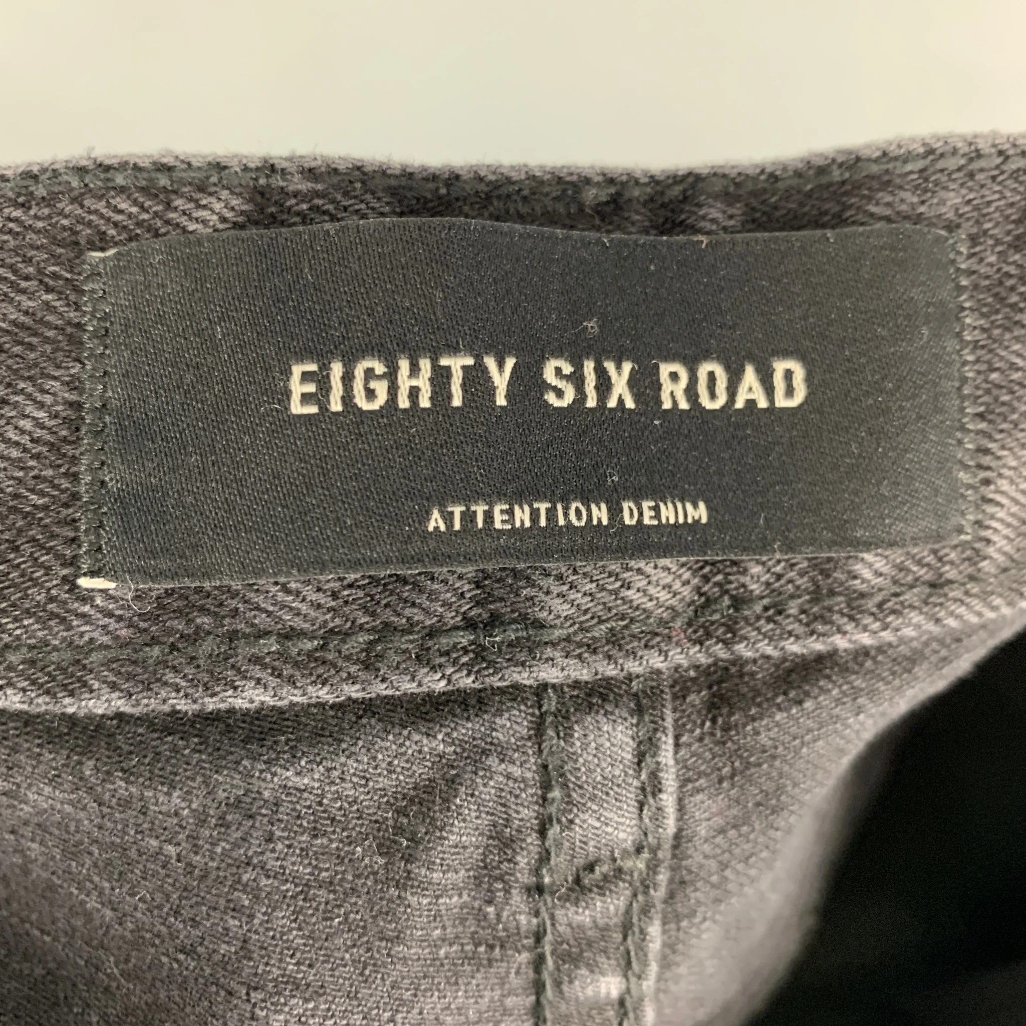 EIGHTY SIX ROAD Size 28 Black Washed Cotton / Polyurethane Tapered Jeans - Image 3