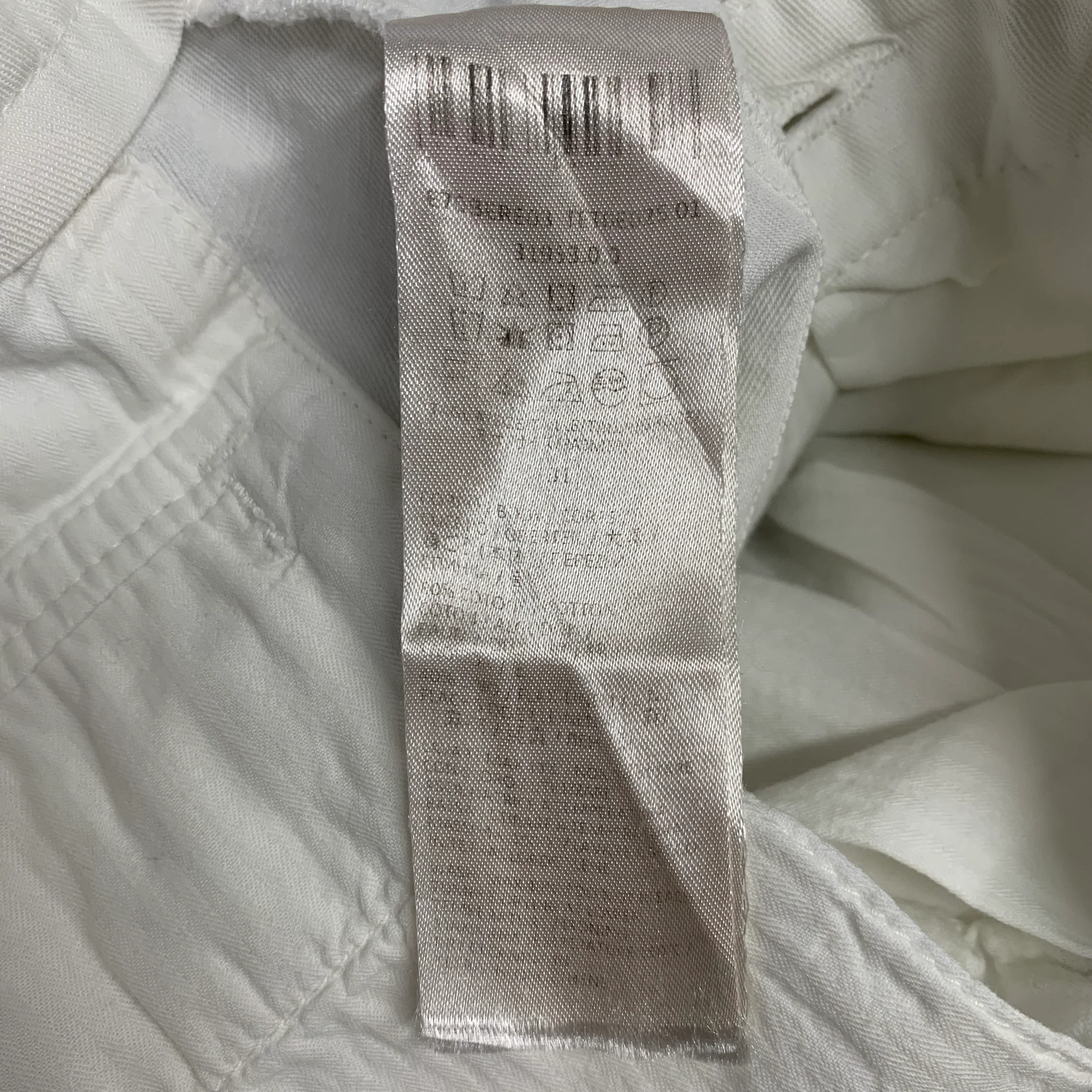 ELEVENTY Size 31 White Cotton Blend Large Pockets Shorts - Image 4