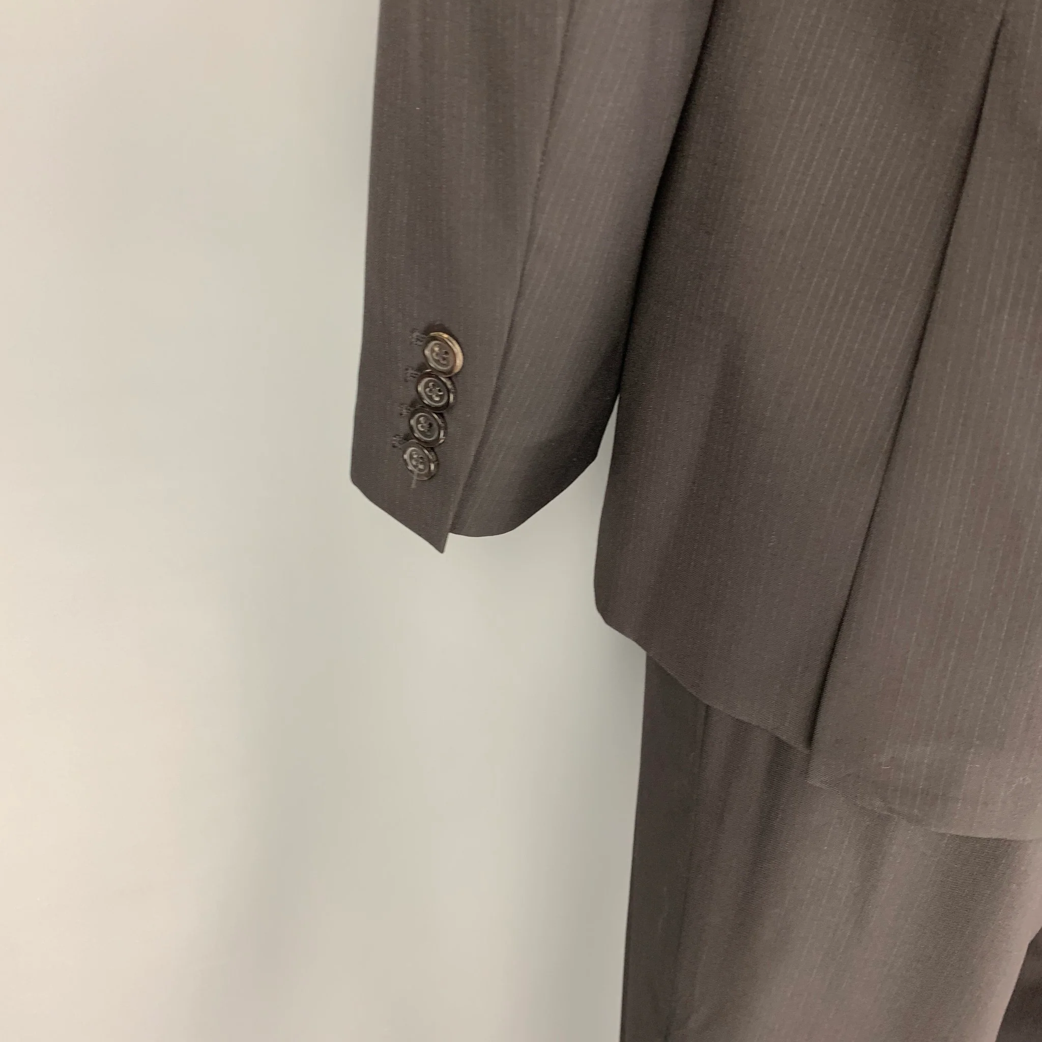 ELIE TAHARI Size 42 Regular Navy Pinstripe Virgin Wool Notch Lapel Suit - Image 4