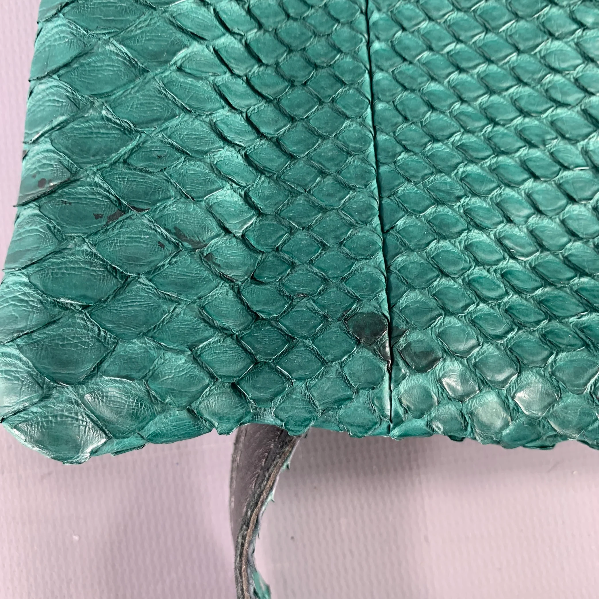 ELISABETH WEINSTOCK Green Snakeskin Leather Cross Body Handbag - Image 7