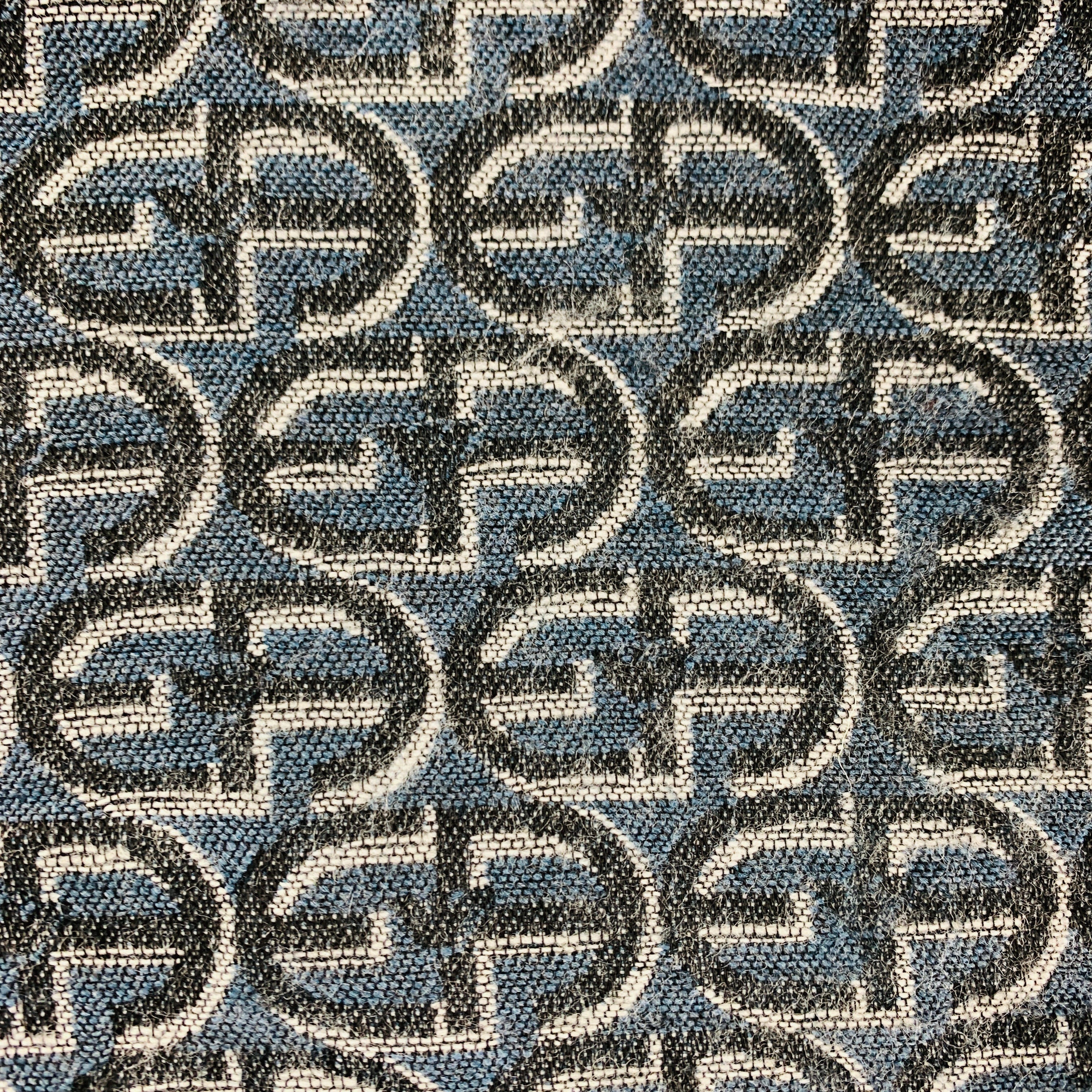 EMPORIO ARMANI Grey Navy Logo Viscose Blend Scarf - Image 2