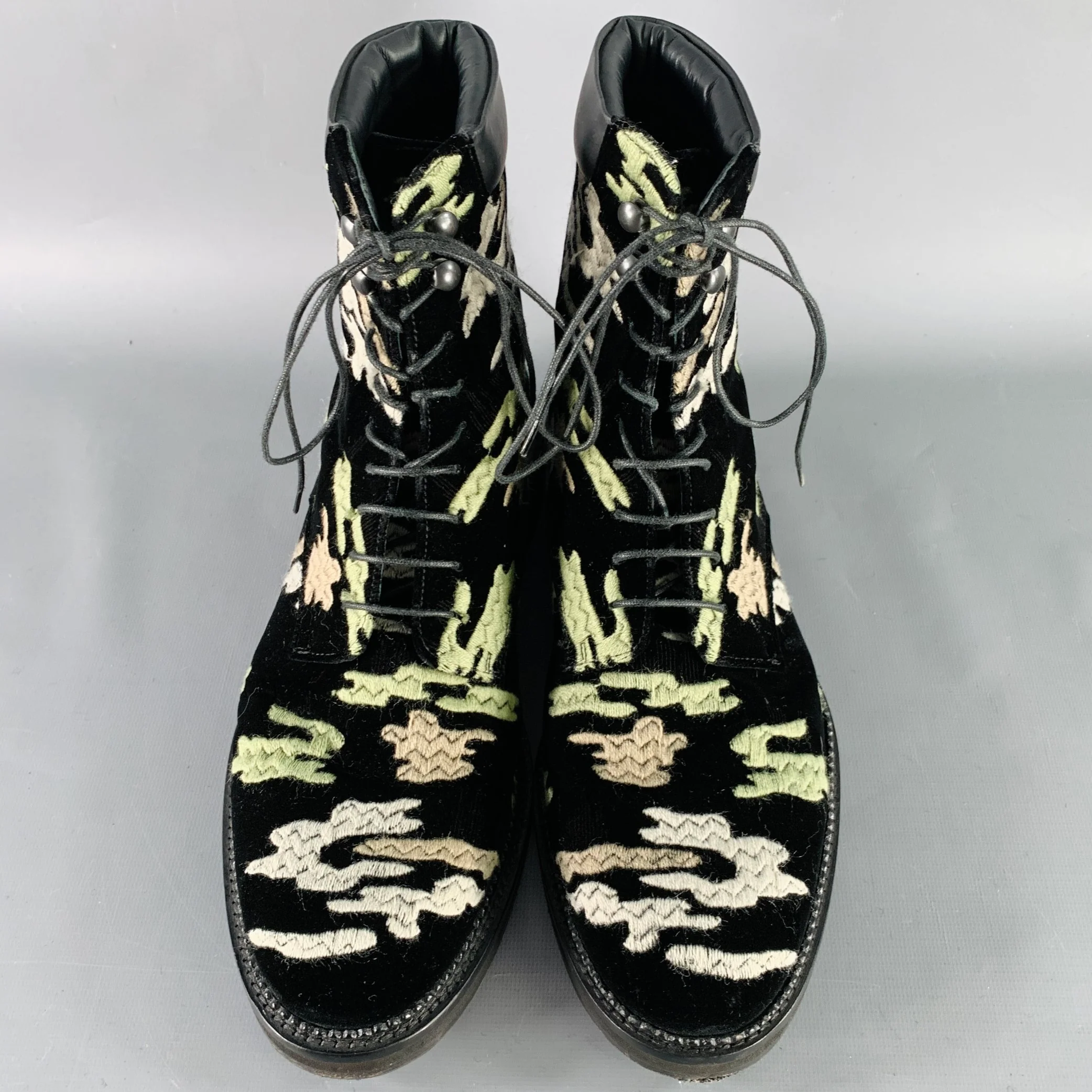 EMPORIO ARMANI Size 10 Black Green Grey Camouflage Embroidery Velvet Lace-Up Boots - Image 4