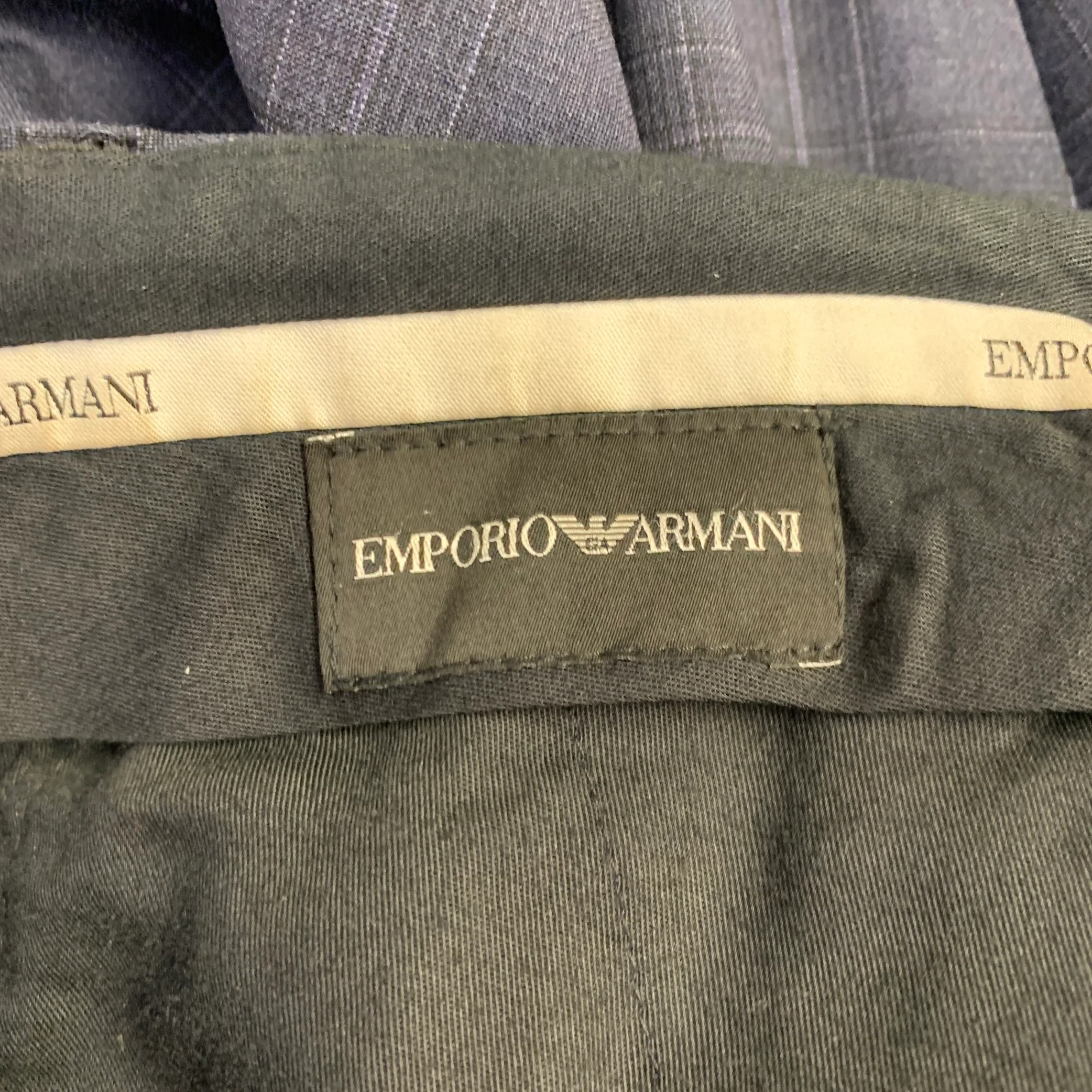 EMPORIO ARMANI Size 34 Navy Plaid Wool Slim Tapered Zip Fly Dress Pants - Image 5