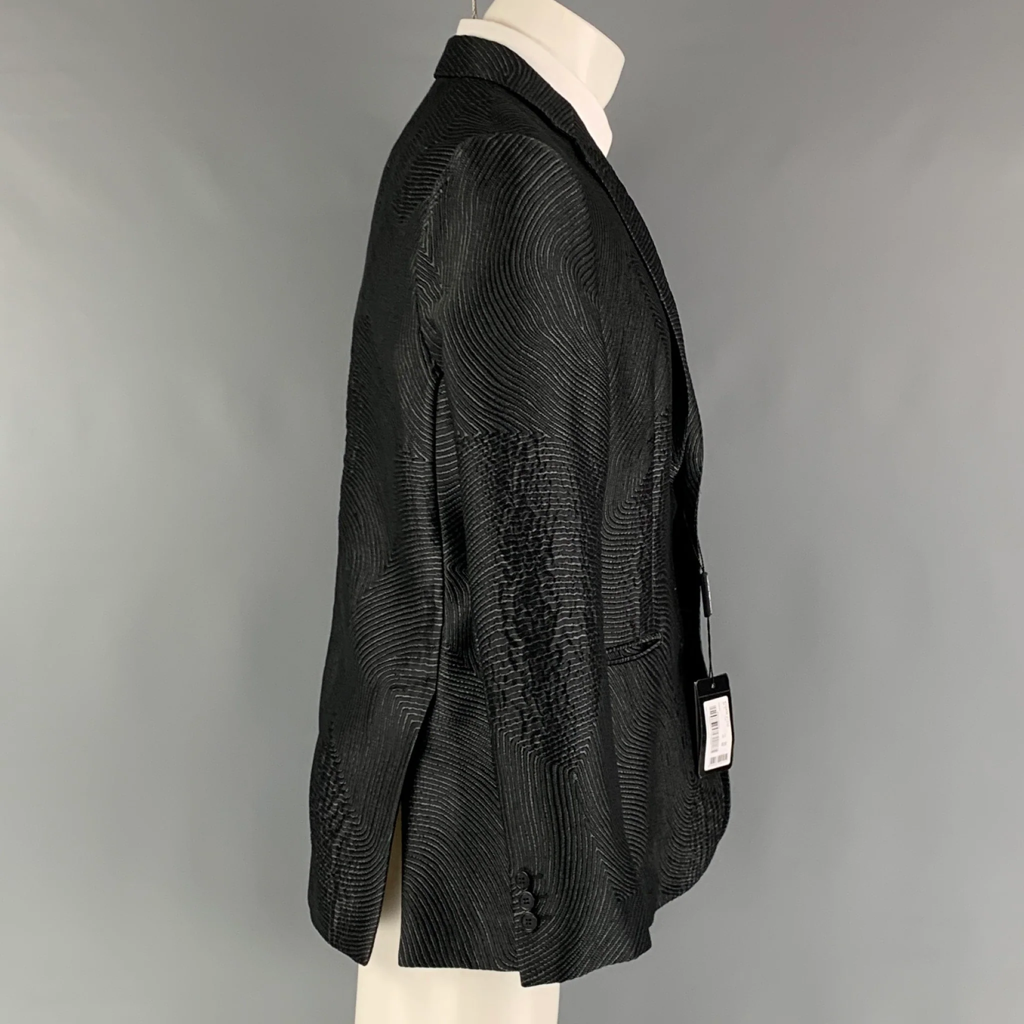 EMPORIO ARMANI Size 40 Black Grey Jacquard Polyester Blend Sport Coat - Image 2