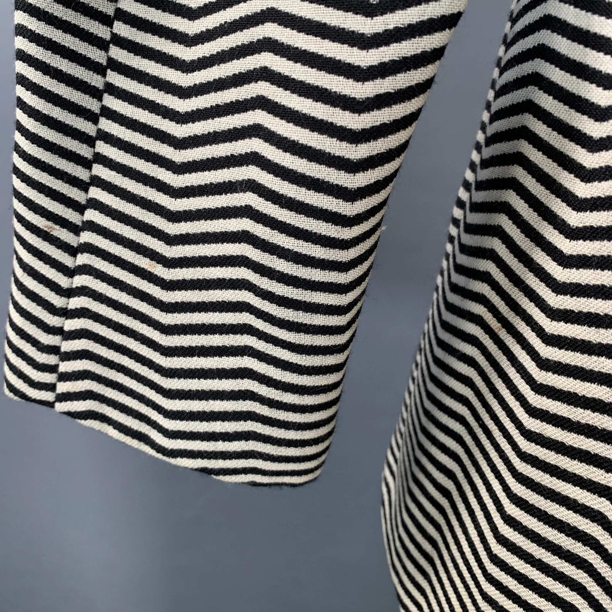 EMPORIO ARMANI Size 40 Regular Black White Chevron Virgin Wool Notch Lapel Suit - Image 13