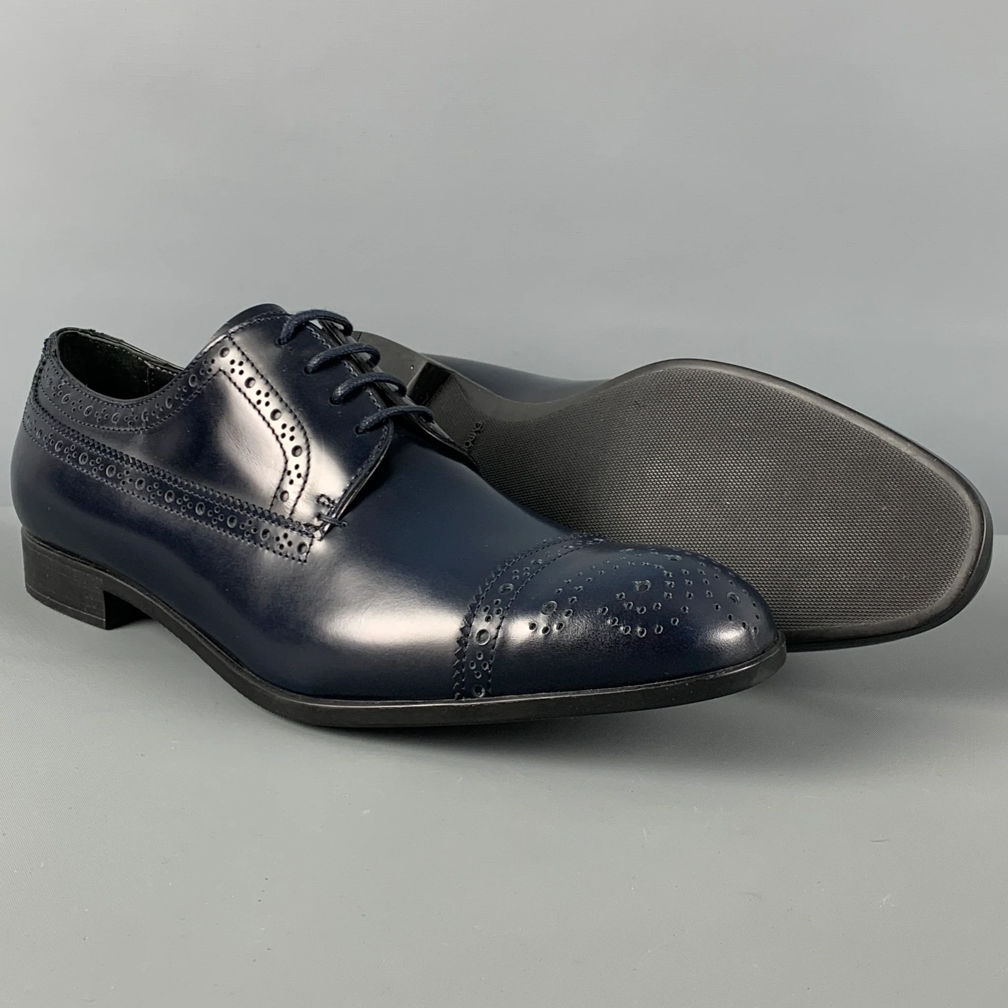 EMPORIO ARMANI Size 9 Navy Perforated Leather Lace Up Shoes - Image 3