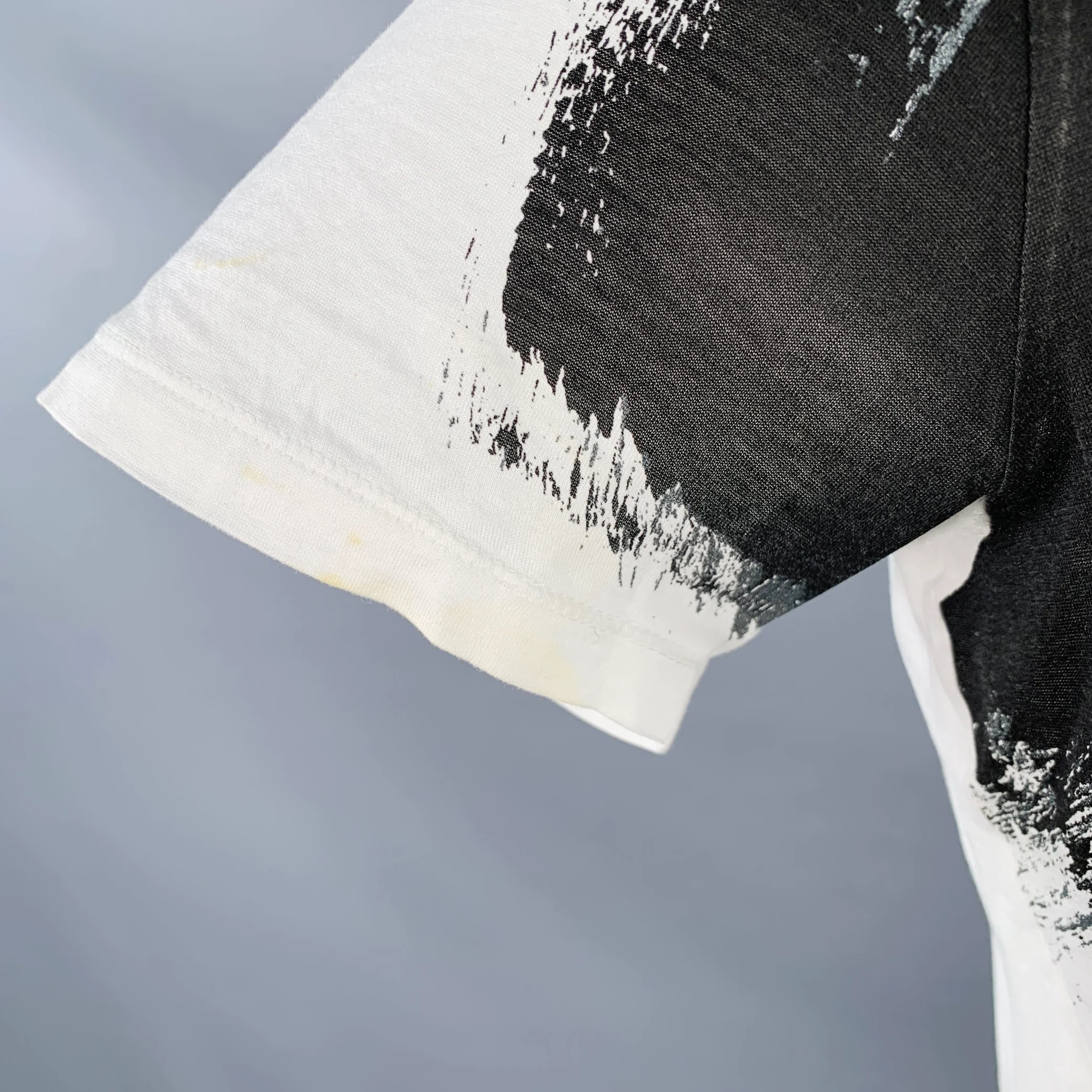 EMPORIO ARMANI Size XL White Black Grey Abstract Brushstroke Cotton Crew Neck T-shirt - Image 5