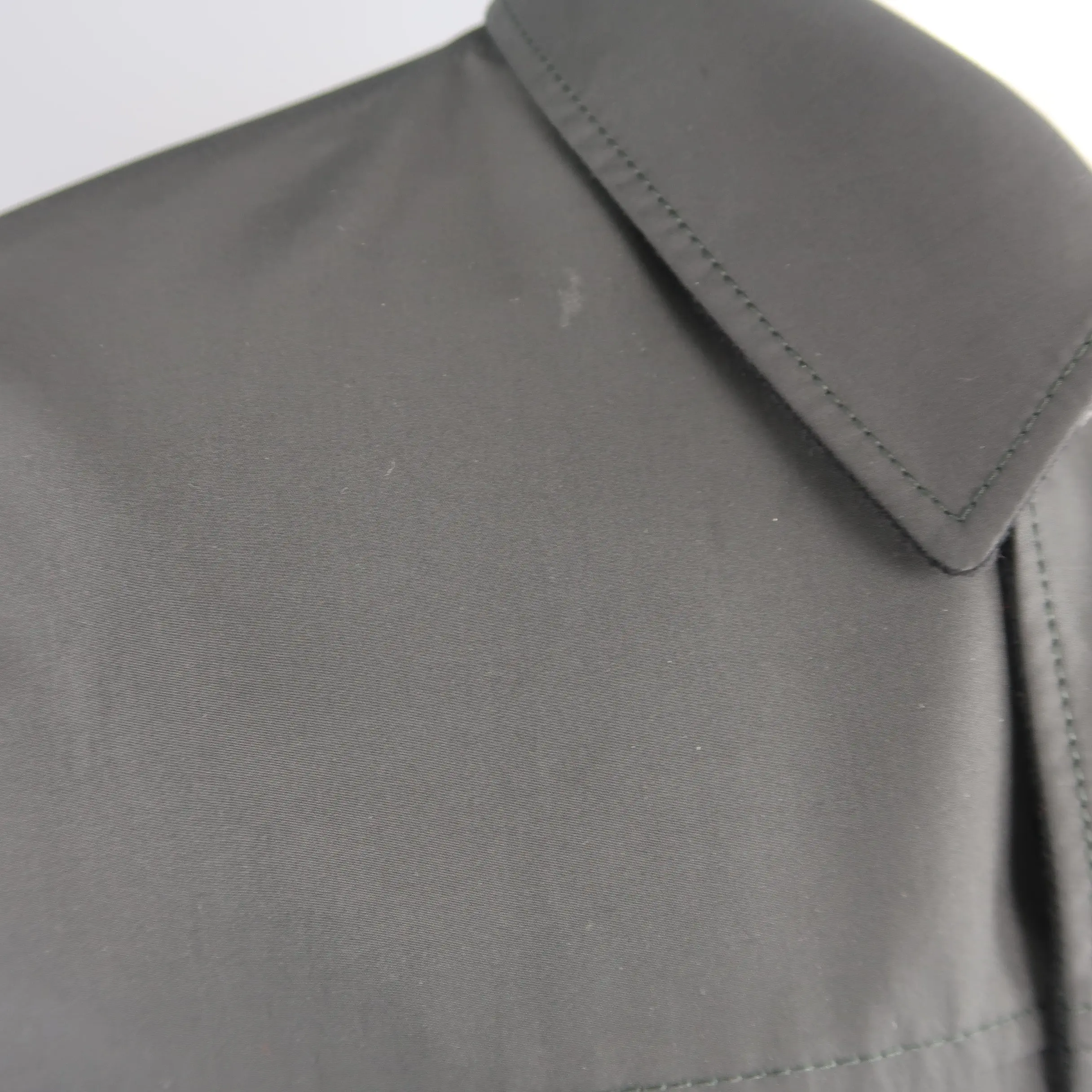 ERMENEGILDO ZEGNA 38 Black Solid Wool / Cashmere Reversible Car Coat - Image 8