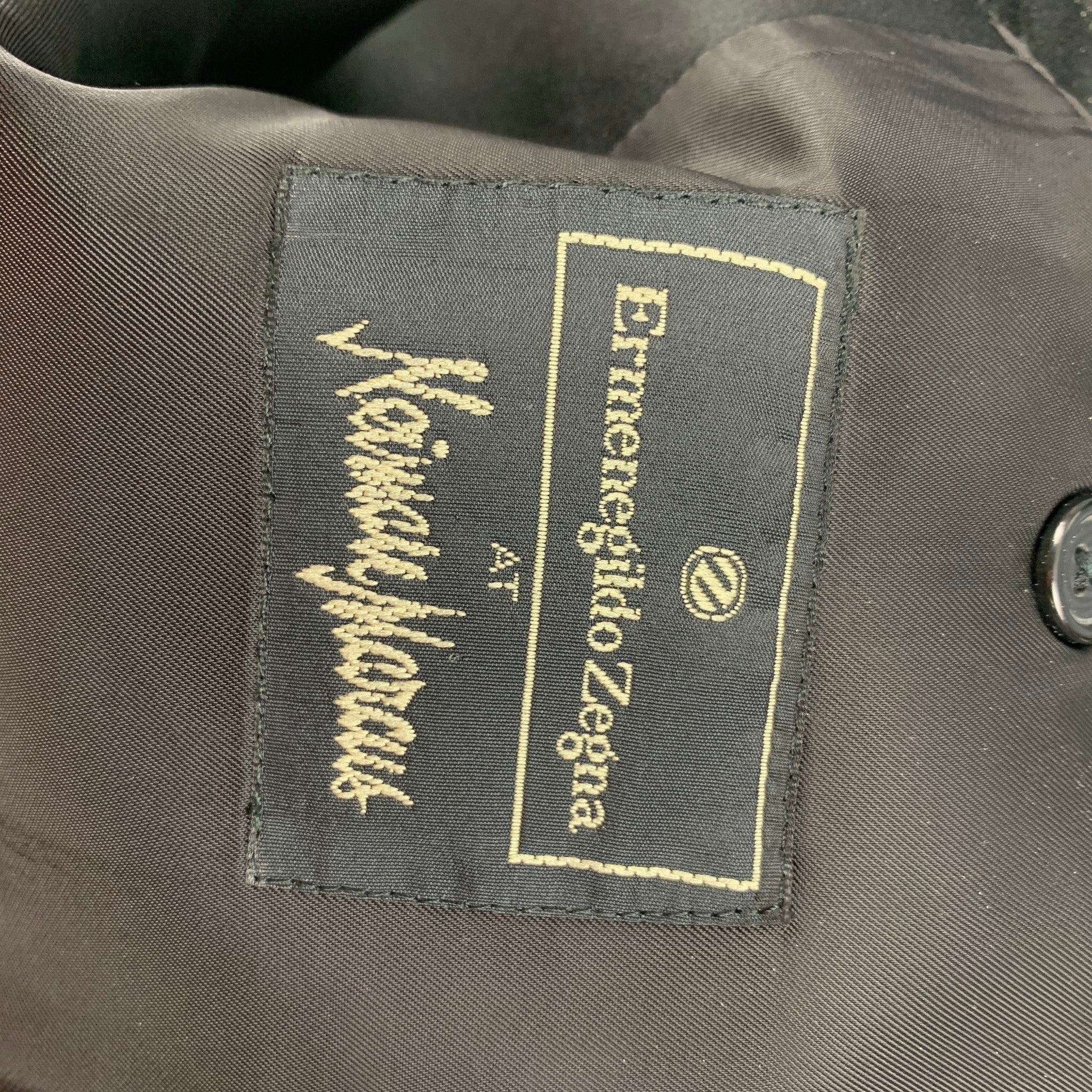 ERMENEGILDO ZEGNA for Neiman Marcus Size 38 Black Wool Suit - Image 8