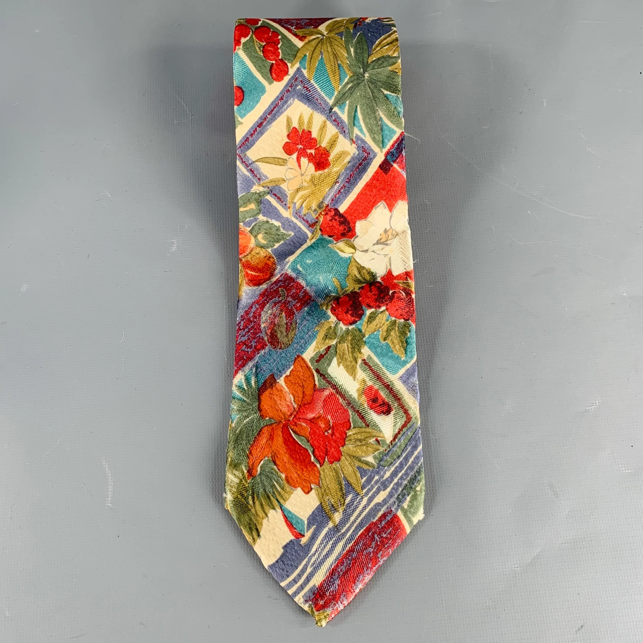 ERMENEGILDO ZEGNA Multi Color Floral Silk Tie - Image 2