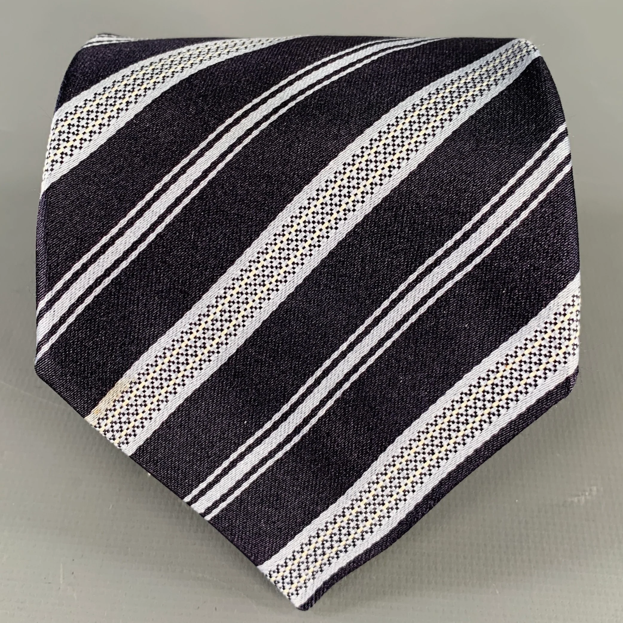 ERMENEGILDO ZEGNA Navy Light Blue Diagonal Stripe Silk Jacquard Tie
