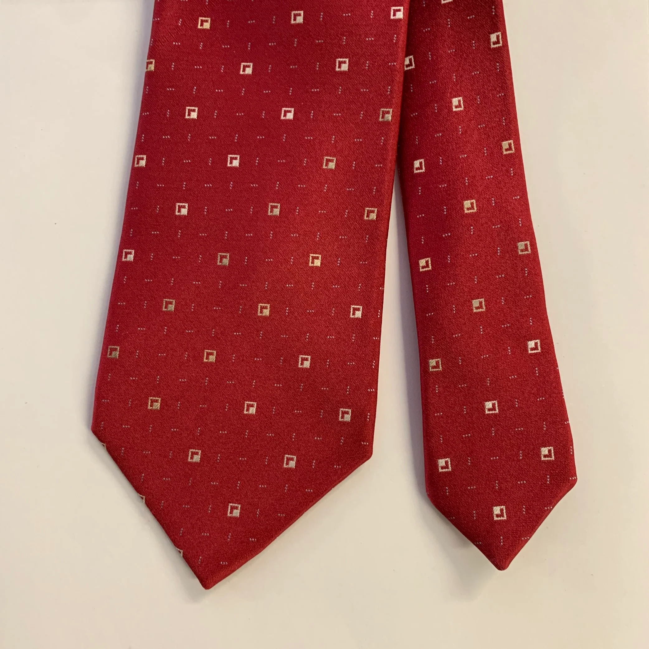 ERMENEGILDO ZEGNA One Size Red Cream Silk Tie