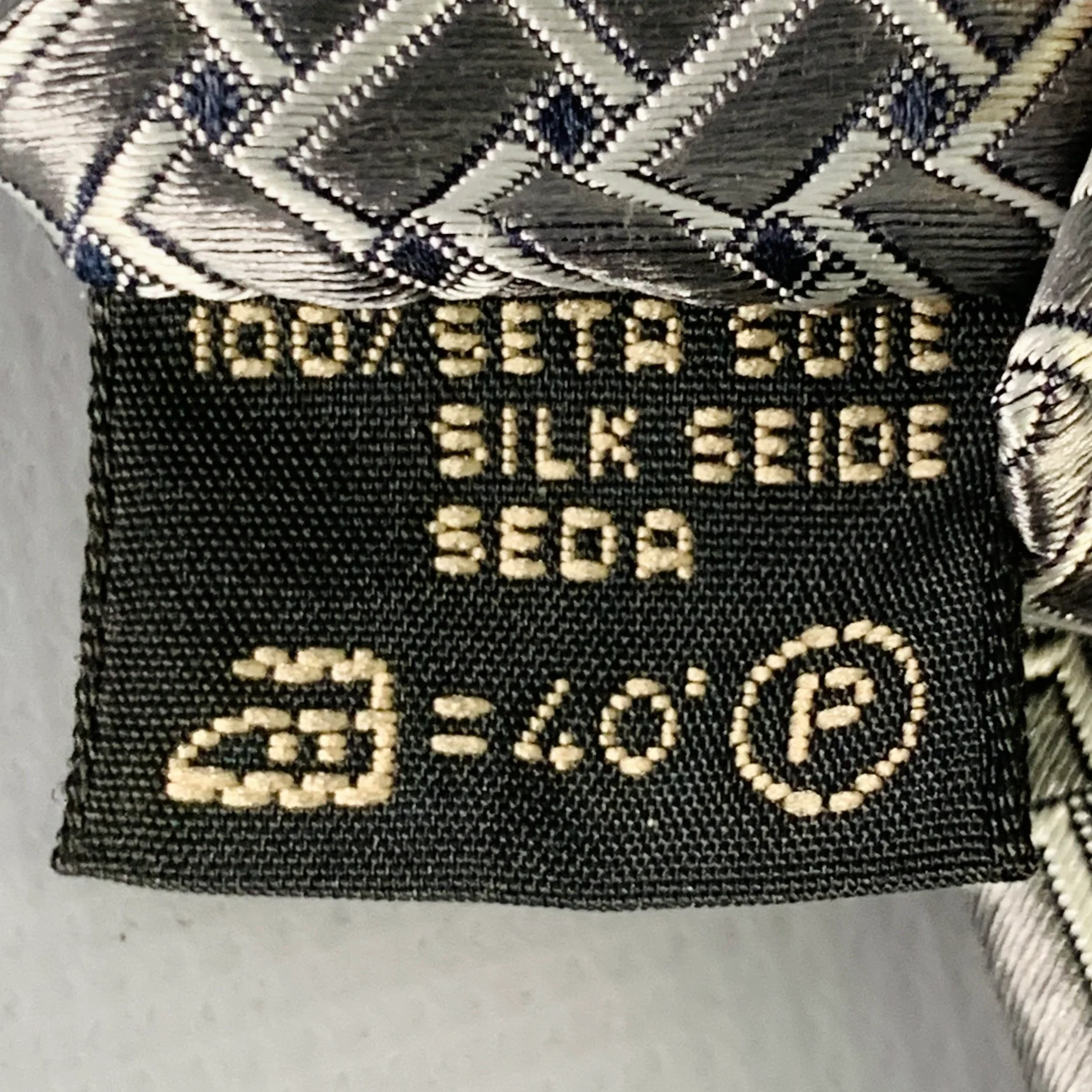 ERMENEGILDO ZEGNA Silver Black Woven Silk Tie - Image 5